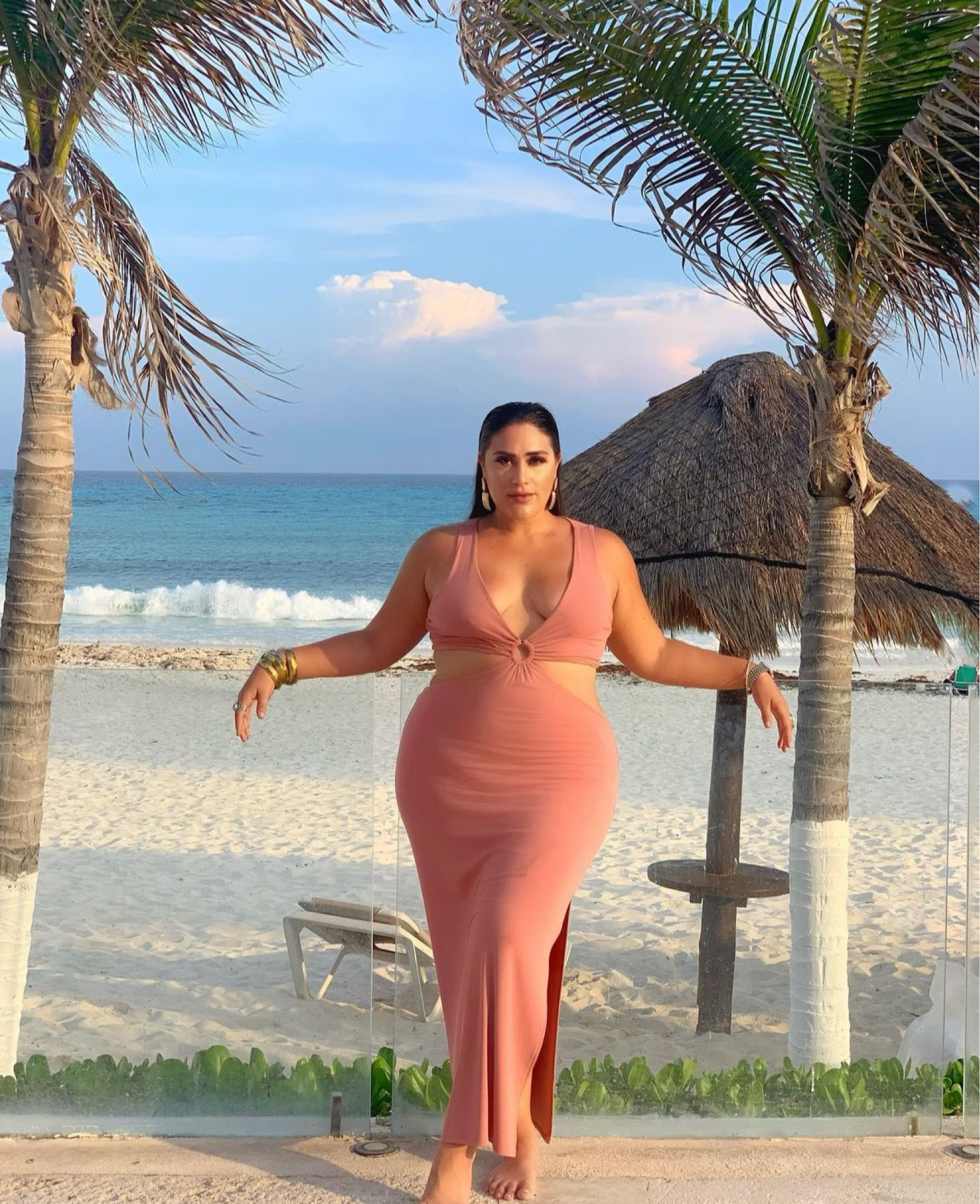 Lulu’s The Way She Moves Rusty Rose Sleeveless Cutout Maxi Dress 

#LTKcurves