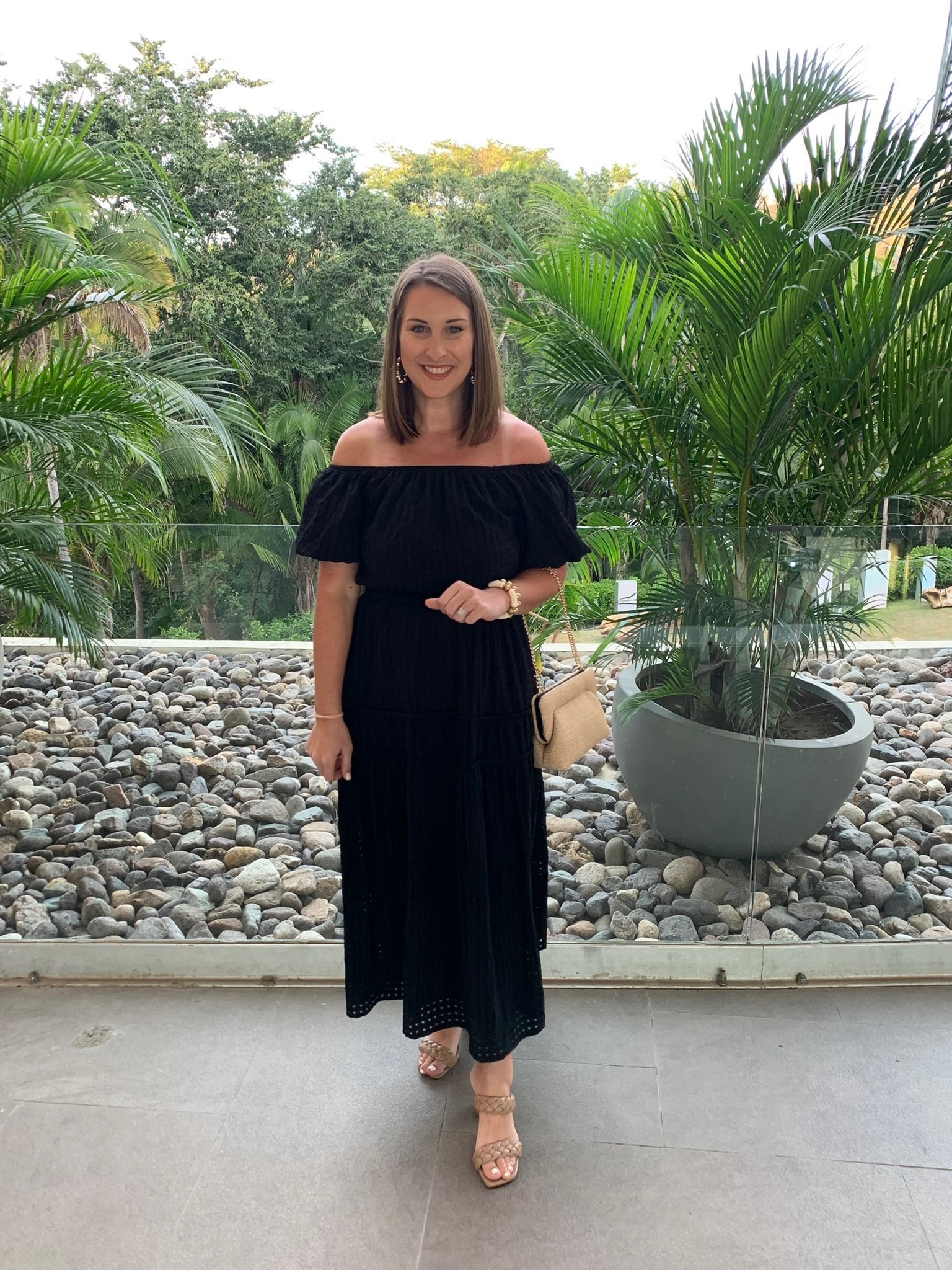 Loving this dress from Amazon — perfect for a wedding, date night or even dinner out on vacation!!!🌴🖤☀️

@Amazon, beach vacation, travel, spring break, spring outfit, dresss

#LTKSaleAlert #LTKSeasonal #LTKootd