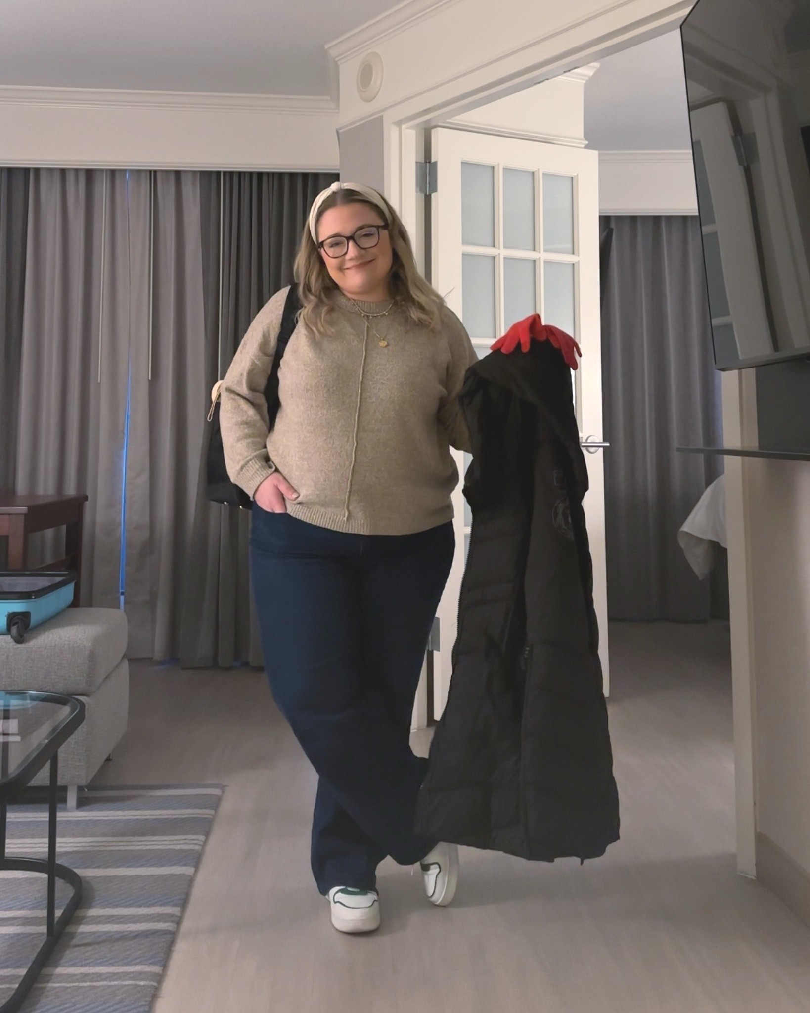 Conference survival outfit: comfy sweater, good sneakers, and coffee somewhere nearby.

#workoutfitideas
#conferenceoutfit
#corporatestyle
#realoutfitinspo
#ltkstyle
#workingmomstyle
#businesscasualstyle
#plussizeoutfitinspo

#LTKWorkwear #LTKgrwm #LTKootd