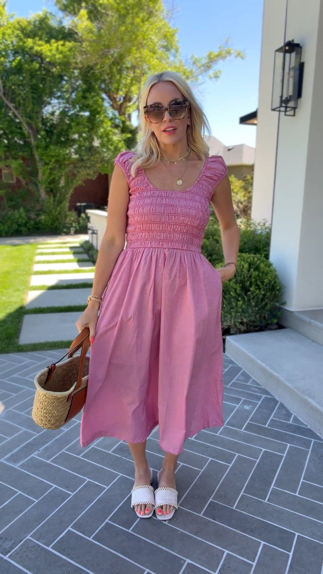 This dress is new to loft! It will be the perfect dress for summer holidays and beyond! Size small

#LTKgrwm #LTKootd #LTKmomlife