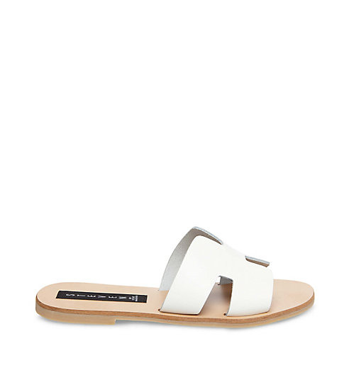 GREECE | Steve Madden (US)