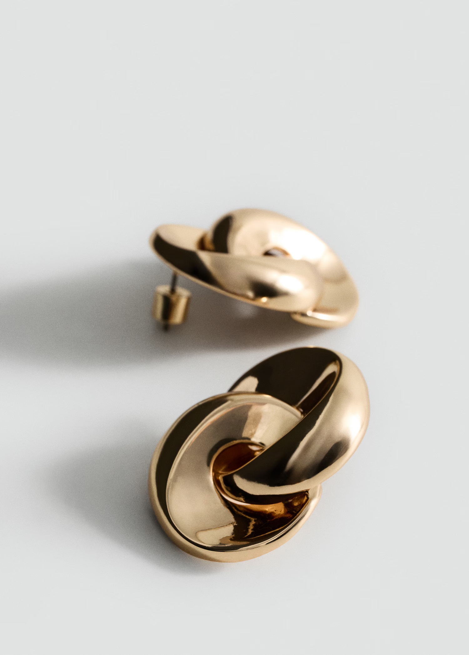 Intertwined hoop earrings | Mango (US/MX/AU)