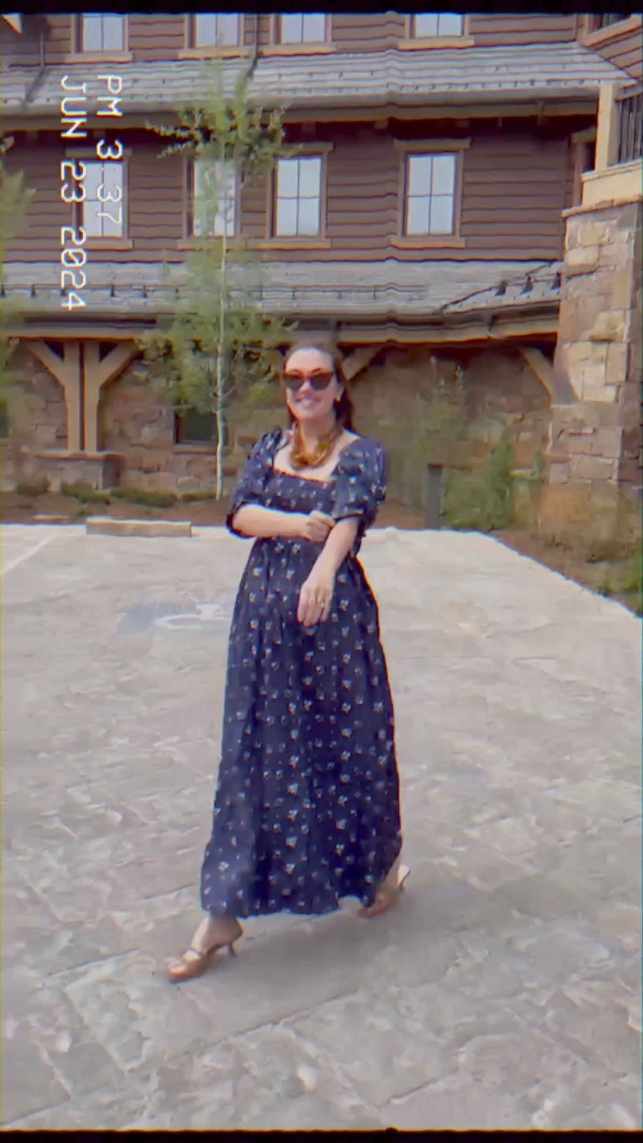 One universally flattering silhouette in two patterns ✨ meet @shopeddy! An homage to founder Megan Eddings Feely's nickname, fashion brand #EDDY was brought to life at Megan's wedding. The brand is whimsical, feminine, and gives off cool girl bohemian vibes! 

I packed the dresses for Montana recently and wanted to share as they the entire #shopeddy site is currently 20% off ❣️