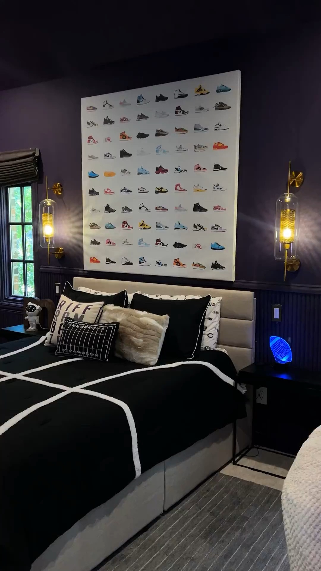 If you’ve been wanting to switch things up, this kind of bold look is such a fun way to refresh your space without playing it safe.

#LTKSeasonal #LTKHome