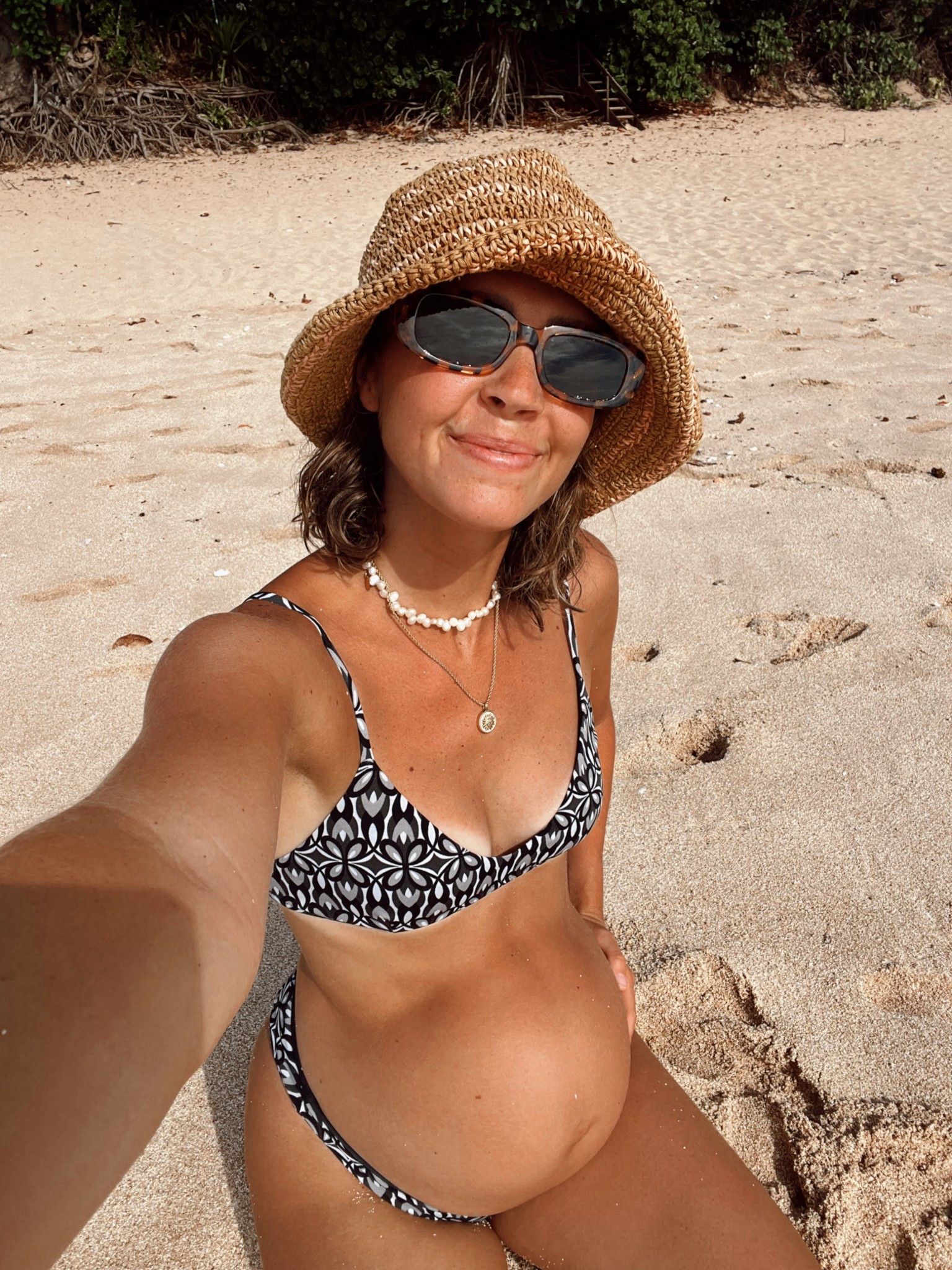 hat linked!! Favorite hat ever🥹 and it stays on my head even in the wind!

#LTKFindsUnder50 #LTKSummerEdit #LTKSwim