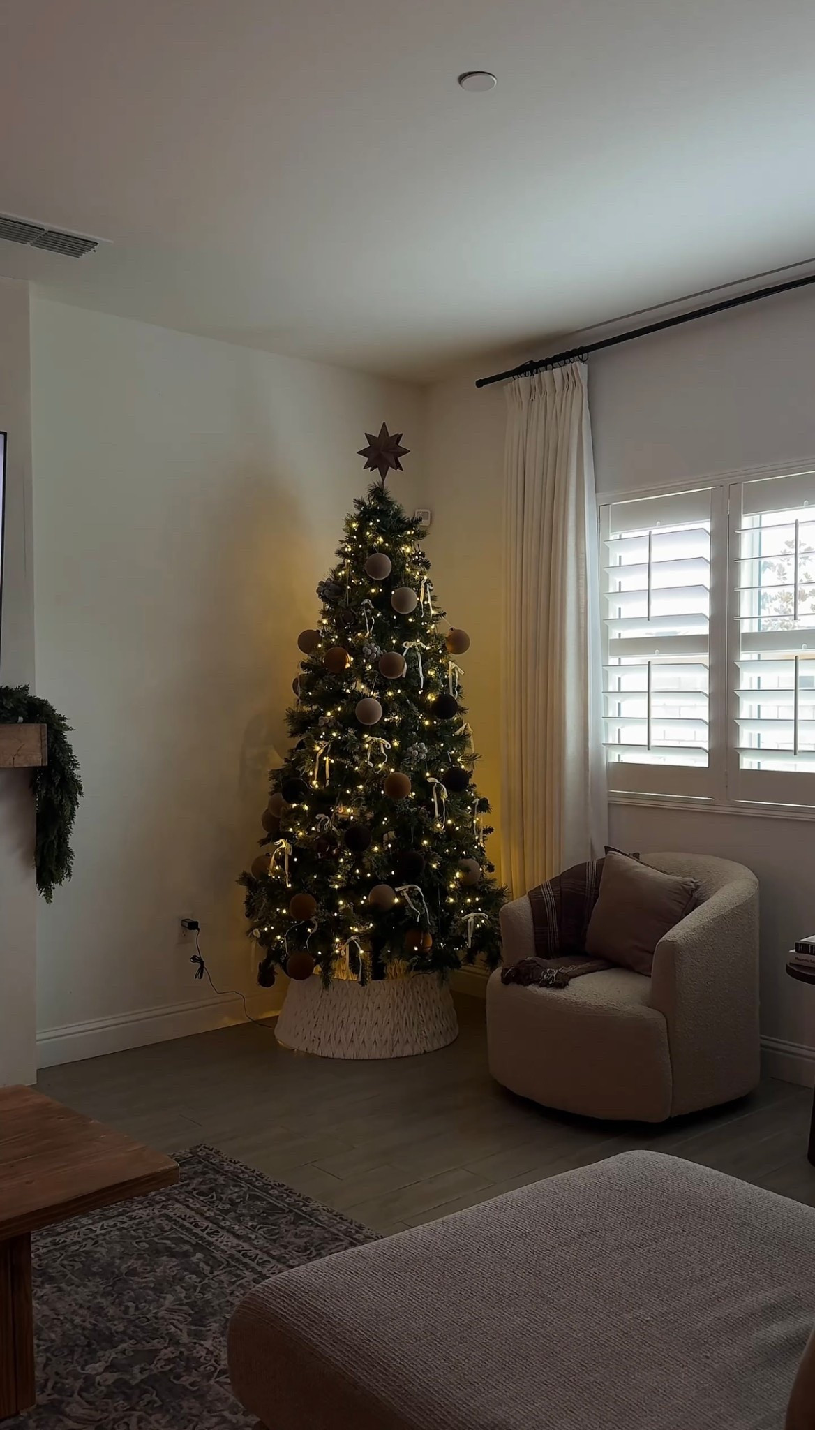 twinkle lights to upgrade your christmas tree 🌲✨

#LTKHome #LTKHoliday #LTKSeasonal