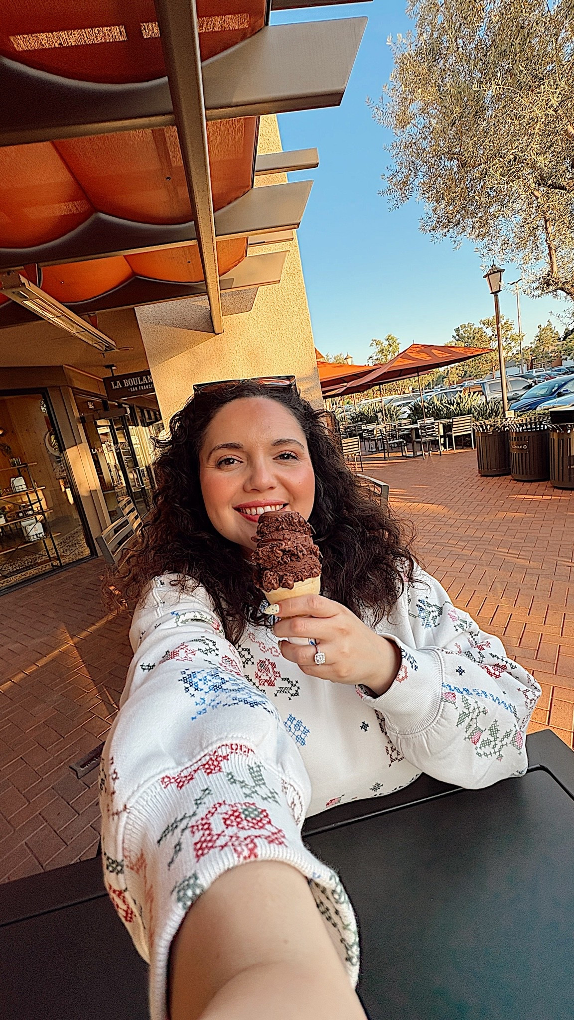 the kind of afternoon you don’t plan, you just find yourself in 🍦✨


floral sweatshirt, Abercrombie sweatshirt, cozy fall outfit, casual fall style, cute sweatshirt outfit 

#LTKstyletip #LTKfindsunder100 #LTKSeasonal #liketoknowit

#abercrombieandFitch #abercrombiehaul #abercrombiefall #abercromiestyle

#romanticizeeveryday #slowliving #cozylife #lifewithceealejandra

#LTKdayinmylife #LTKxAbercrombie #LTKgrwm