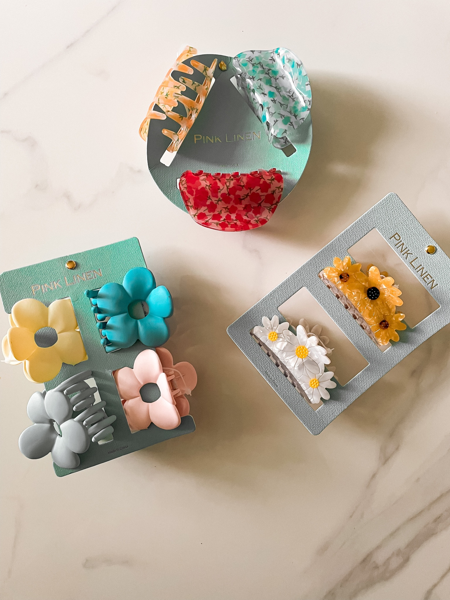 Hair clips, floral clips, hair claws, hair accessories, colorful hair clips, sunflower clips, large hair clips, funky hair clips

#LTKunder50 #LTKbeauty #LTKstyletip