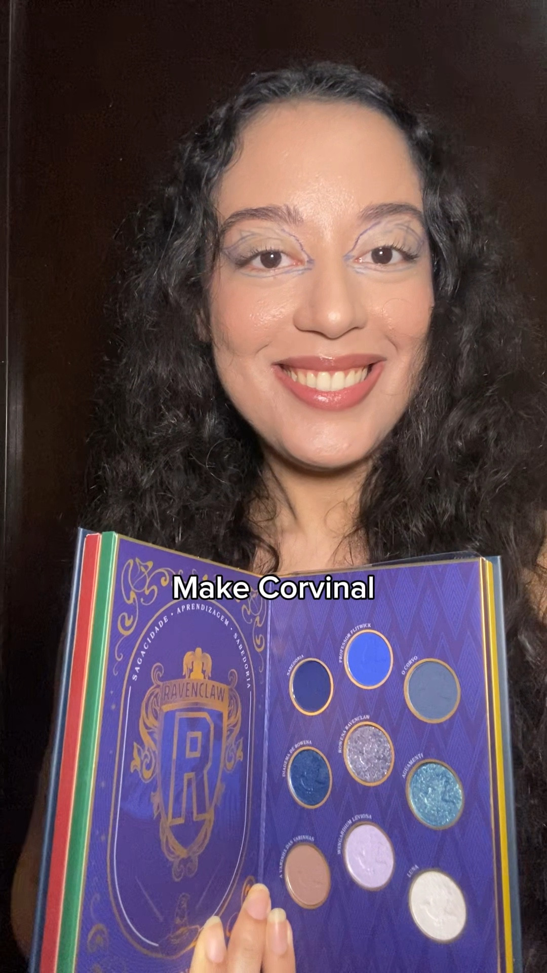 Make Corvinal com a paleta multifuncional da Coleção Harry Potter + Quem disse, Berenice?

#LTKbeleza #LTKpromo #LTKbrasil