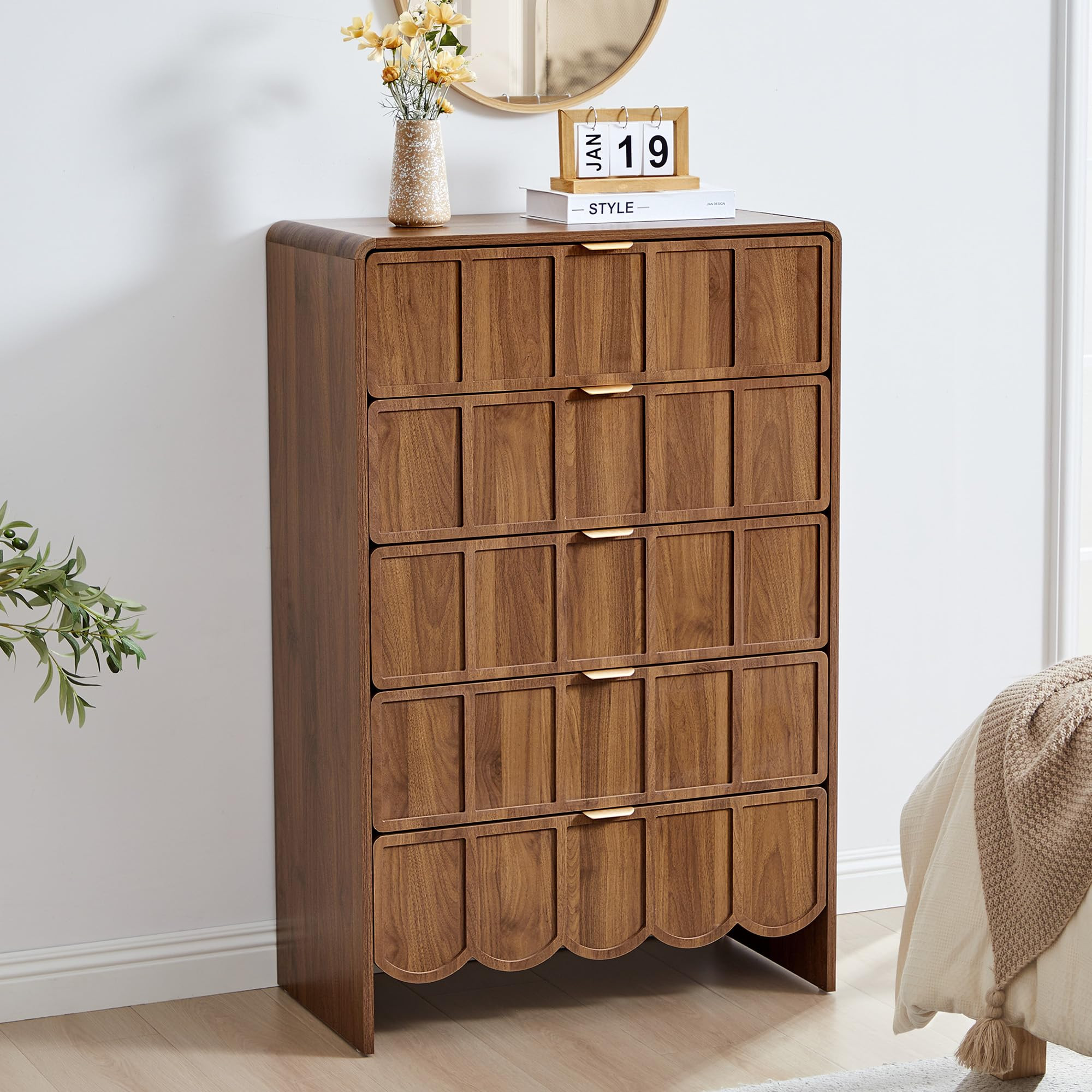 5 Drawer Dresser for Bedroom, Modern Closet Chest of Drawers with Wave Fluted Drawer, Wood Storag... | Amazon (US)