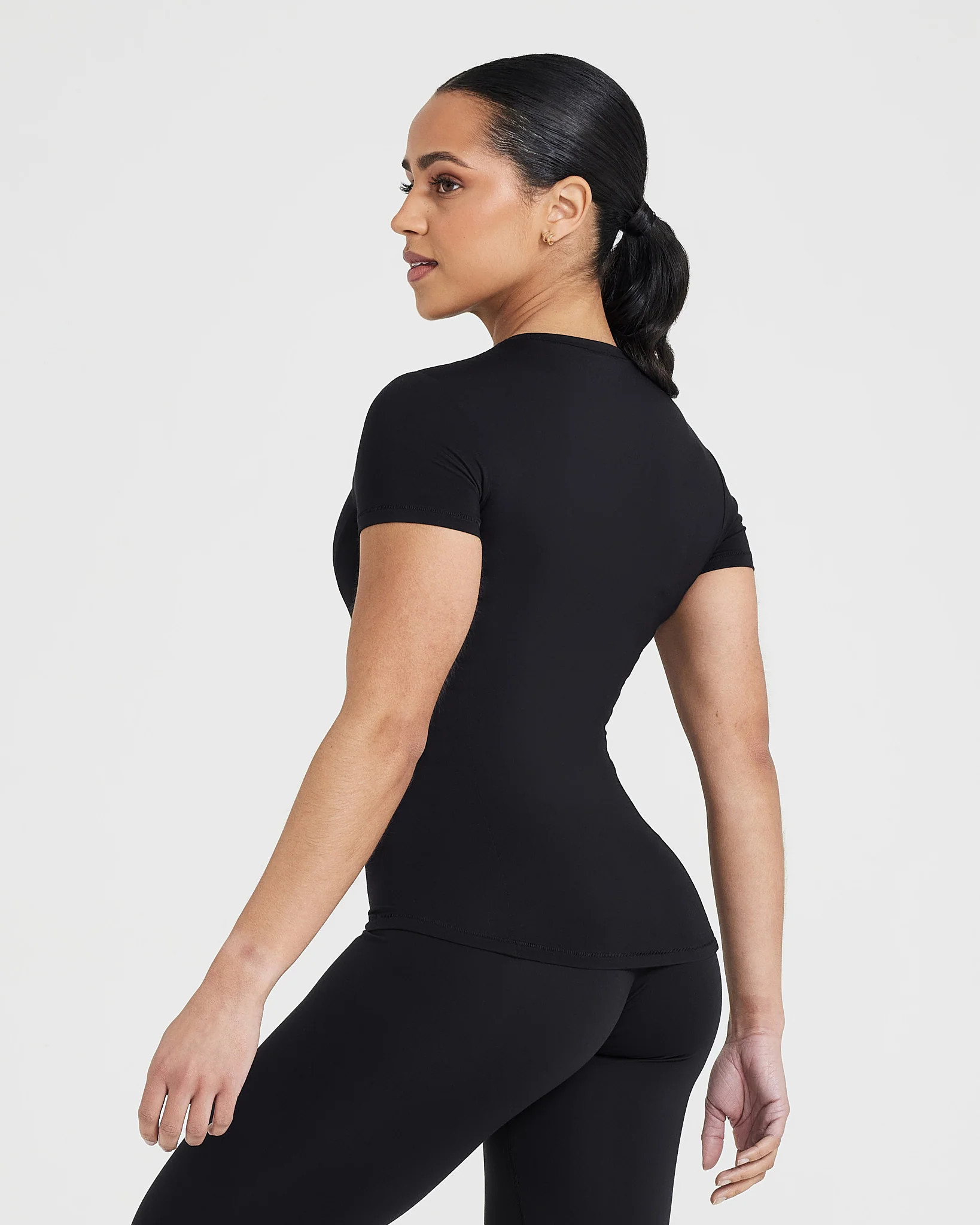 Mellow™ Soft Short Sleeve T-Shirt
Black | Oner Active (UK / US)