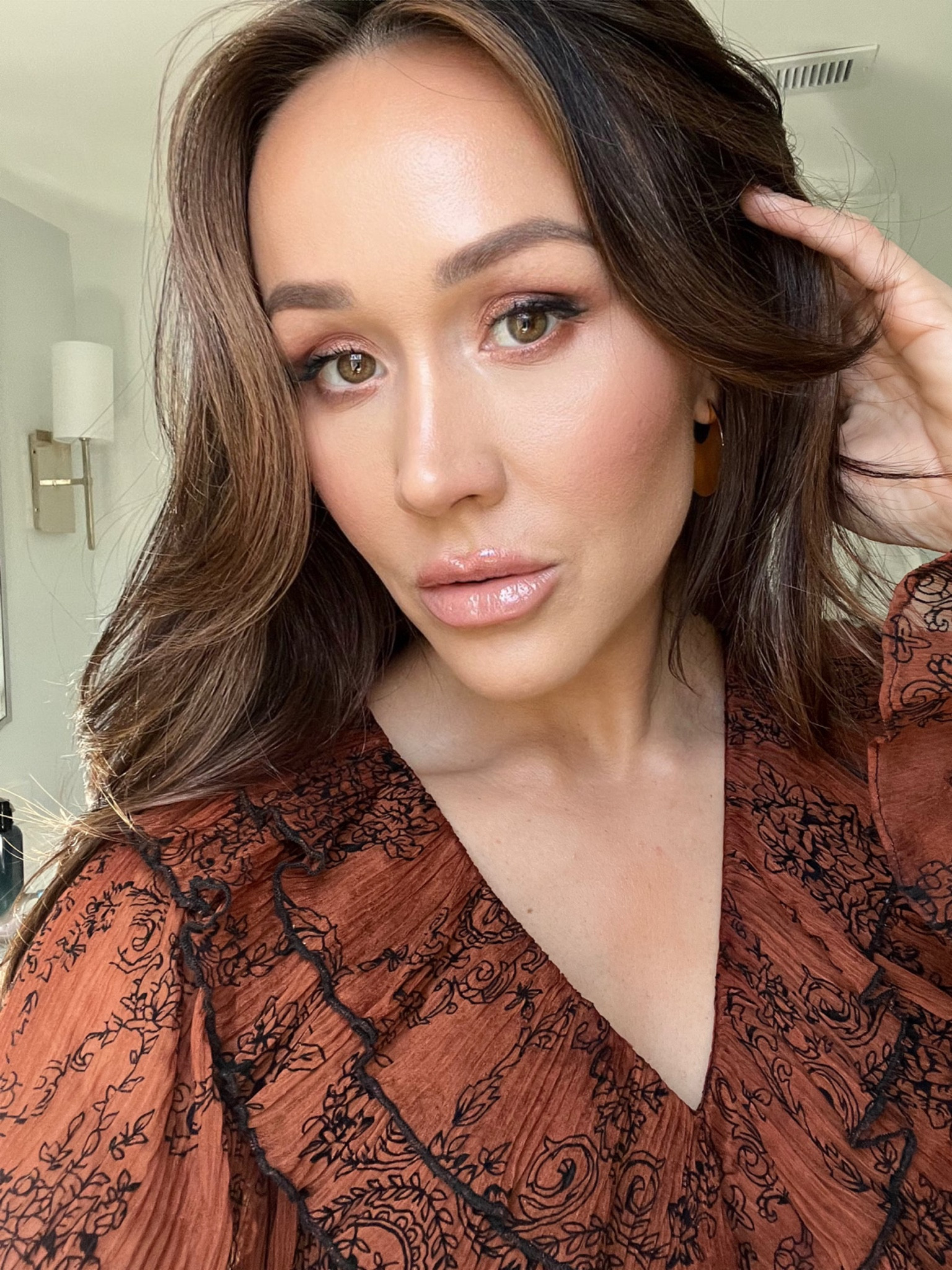 Tested the new Makeup by Mario foundation today! It’s definitely going to be a new favorite in my kit! Buildable coverage and breathes well. I missed shades 8 + 9… would not recommend for oily skin but normal and dry skin types should give it a try! #makeupbymario #mariofoundation #luninousfoundation #bridalmakeupinspo #makeupartist #makeupinspo #makeuplooks #makeupproducts 

#LTKwedding #LTKbeauty