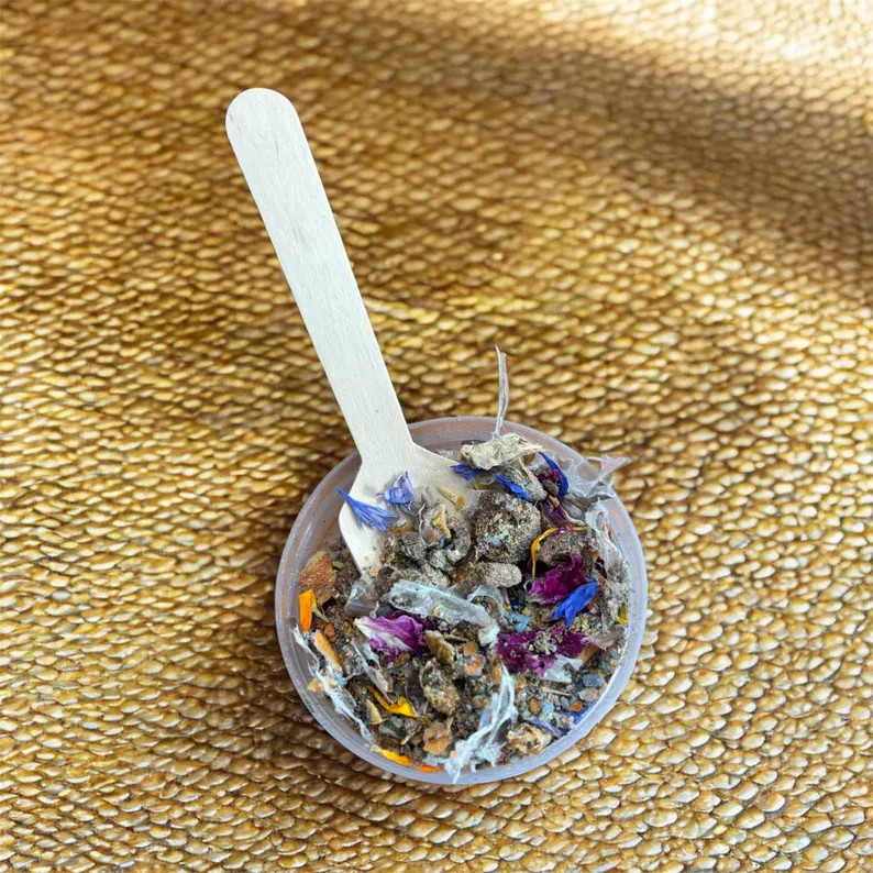 The Chitin Cove - Hermit Crab Food W/ Double Sterilized Ethically Sourced Snake Shed - Etsy Canad... | Etsy (US)