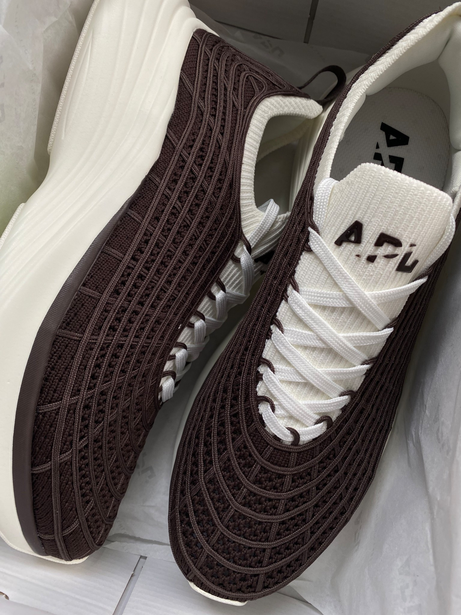 My favorite sneaker brand is having a 25% sale for International Women’s Day! 
No code needed so snap up their comfy shoes for workouts, running or slides for spring/summer!

#LTKSaleAlert #LTKSpringSale