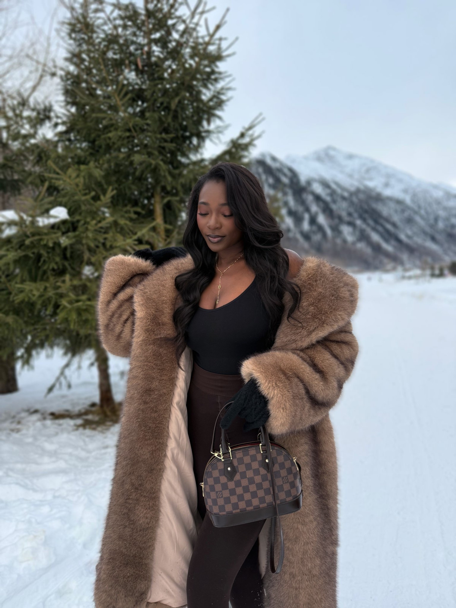 Fur coat season 

#LTKeurope #LTKwinter