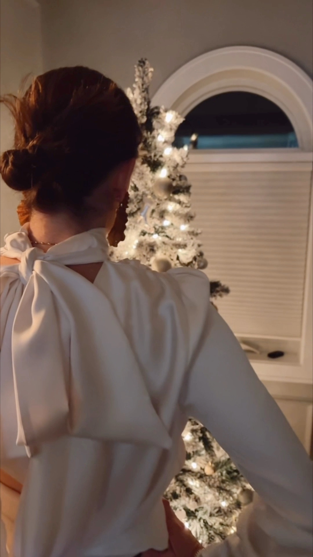 It’s officially Bow Season. 

Loving this top for a festive outfit this holiday season! 


#LTKHoliday #LTKBeauty