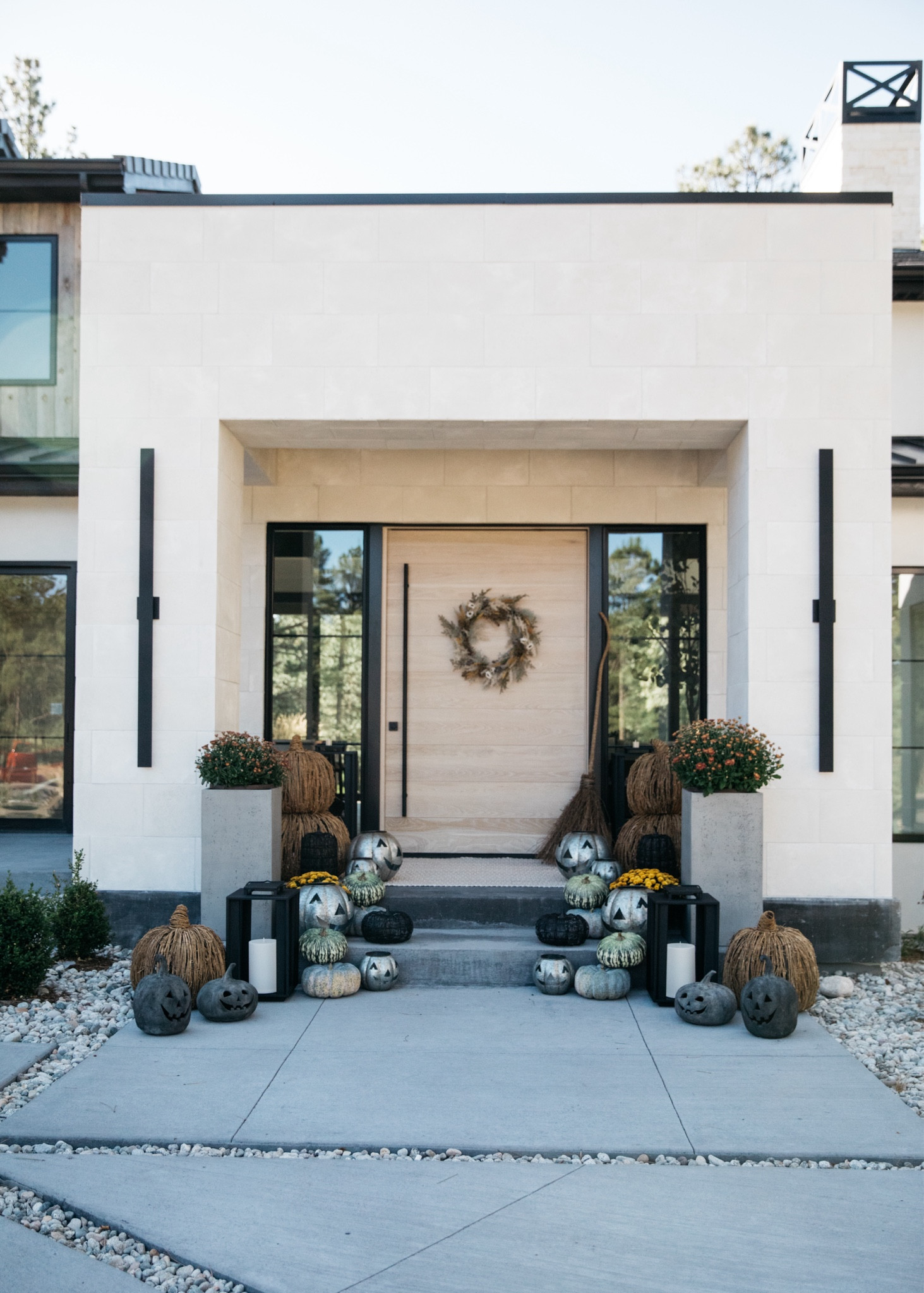 This was last year’s Halloween porch. All of the items linked are still available!

#LTKHome #LTKStyleTip #LTKSeasonal