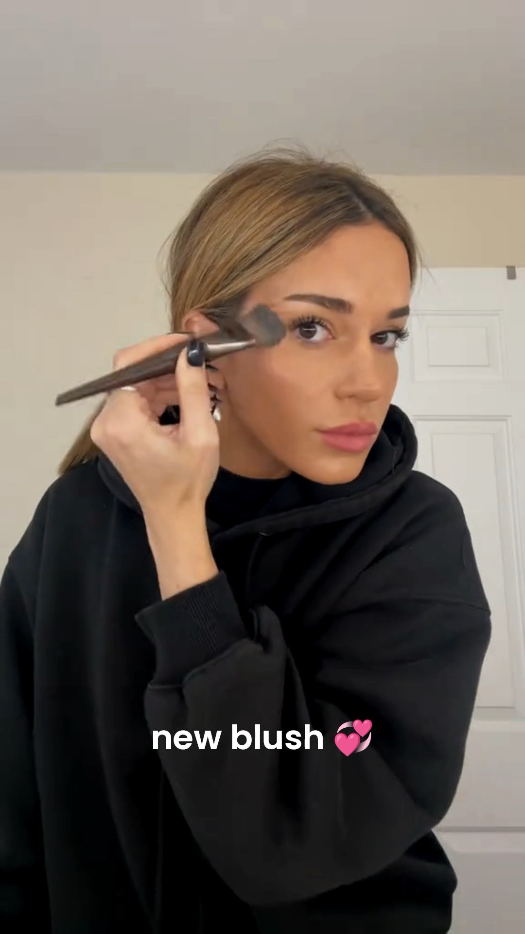 new blush in shade sleepy girl

#LTKmorningroutine #LTKBeauty #LTKGiftGuide