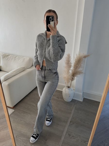 An all grey look . Loving these jeans 

#LTKeurope #LTKSeasonal #LTKstyletip