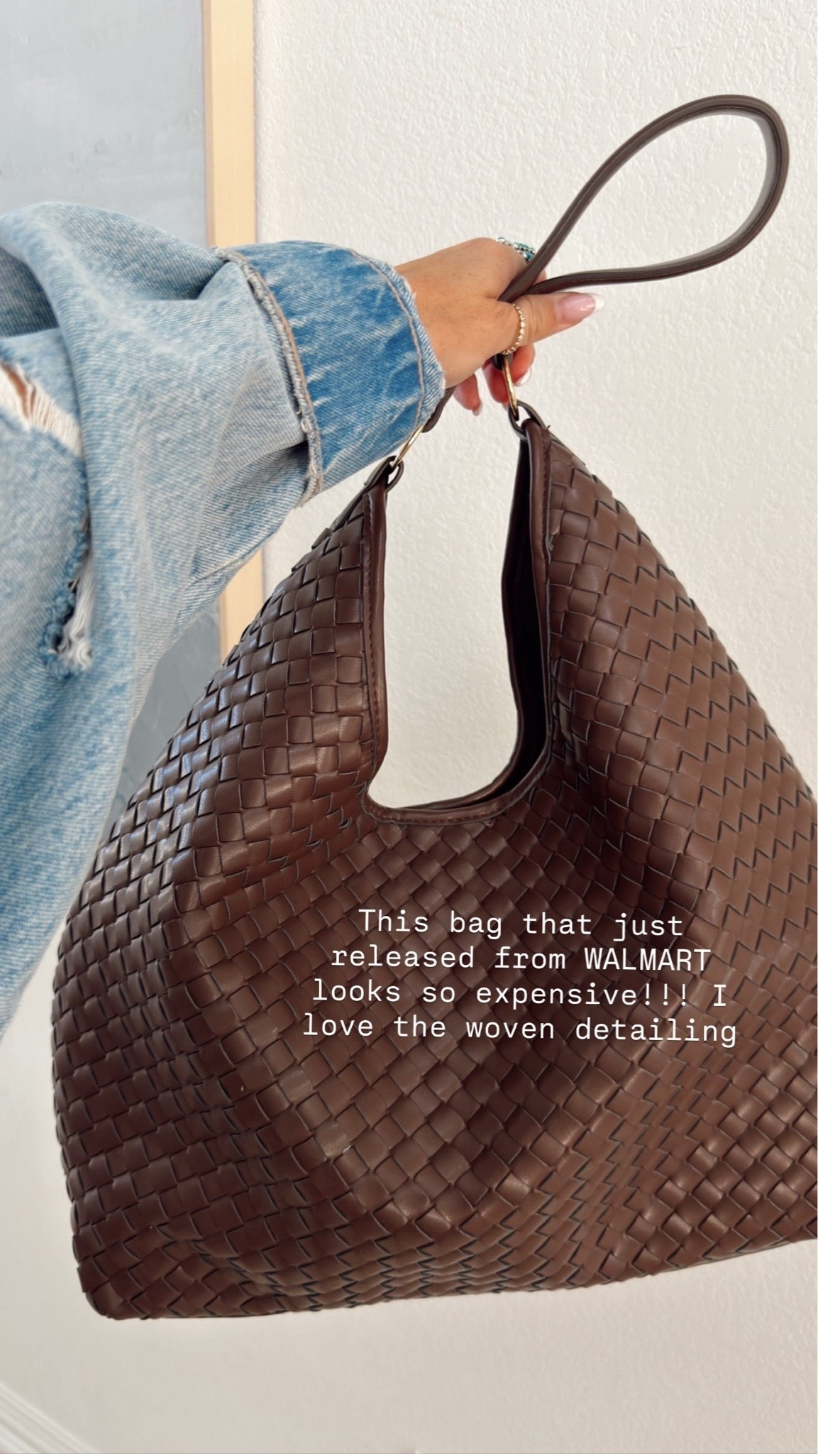 🤍This bag is giving Madewell energy & I’m pleasantly surprised of the size! 

Linking 29 other affordable purses below ⬇️

#LTKgrwm #LTKootd