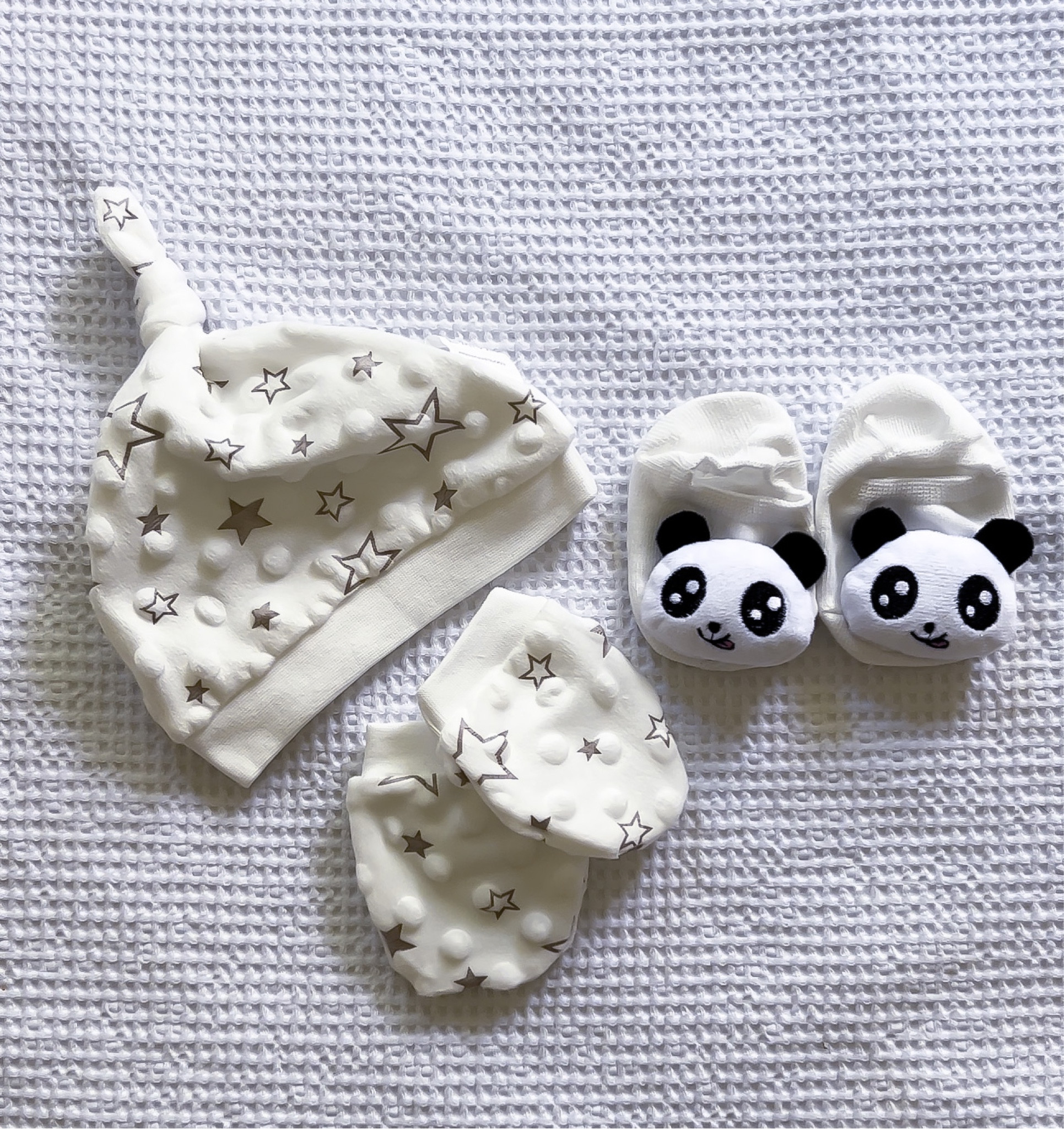 Baby outfits girls, baby outfits Australia, baby outfits shein, baby outfits for newborns, baby matching beanie set, baby bibs, baby mittens, baby mittens set, baby onesie, baby outfit aesthetic, baby outfit aesthetic, black and white aesthetic, baby, panda, baby socks set,baby socks, baby outfits H&M, baby clothes white with stars, trending baby outfit 2023, trending baby outfits

#LTKfit #LTKaustralia #LTKbaby