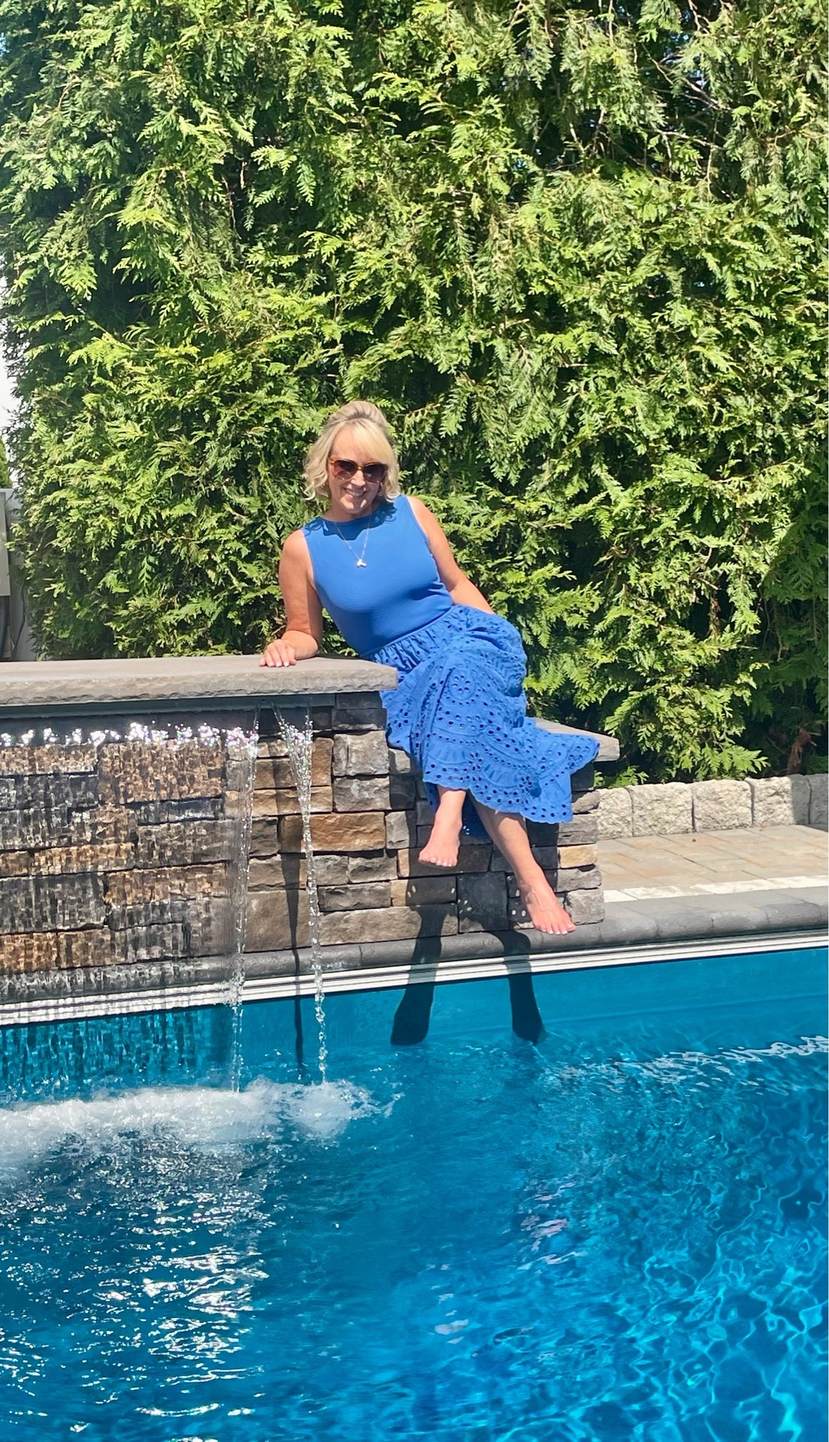 This easy breezy dress is my go-to for warm weather - it’s comfortable, lightweight, and has pockets!! It also comes in so many different fun colors to choose from so you can switch it up all summer long. Shop my look!

#LTKSeasonal #LTKootd #LTKgrwm