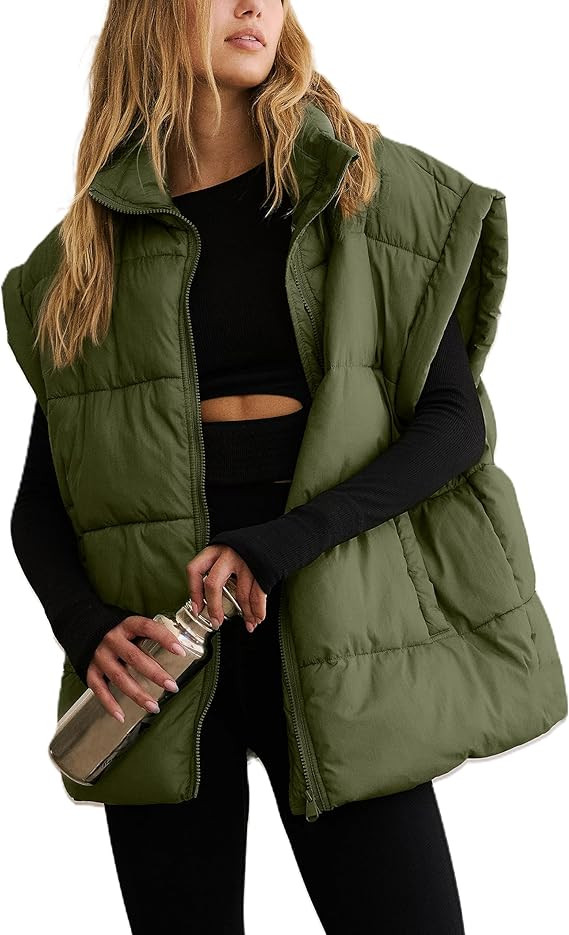 APAFES Women Winter Oversized Puffer Vest Quilted Lightweight Stand Collar Sleeveless Padded Puff... | Amazon (US)