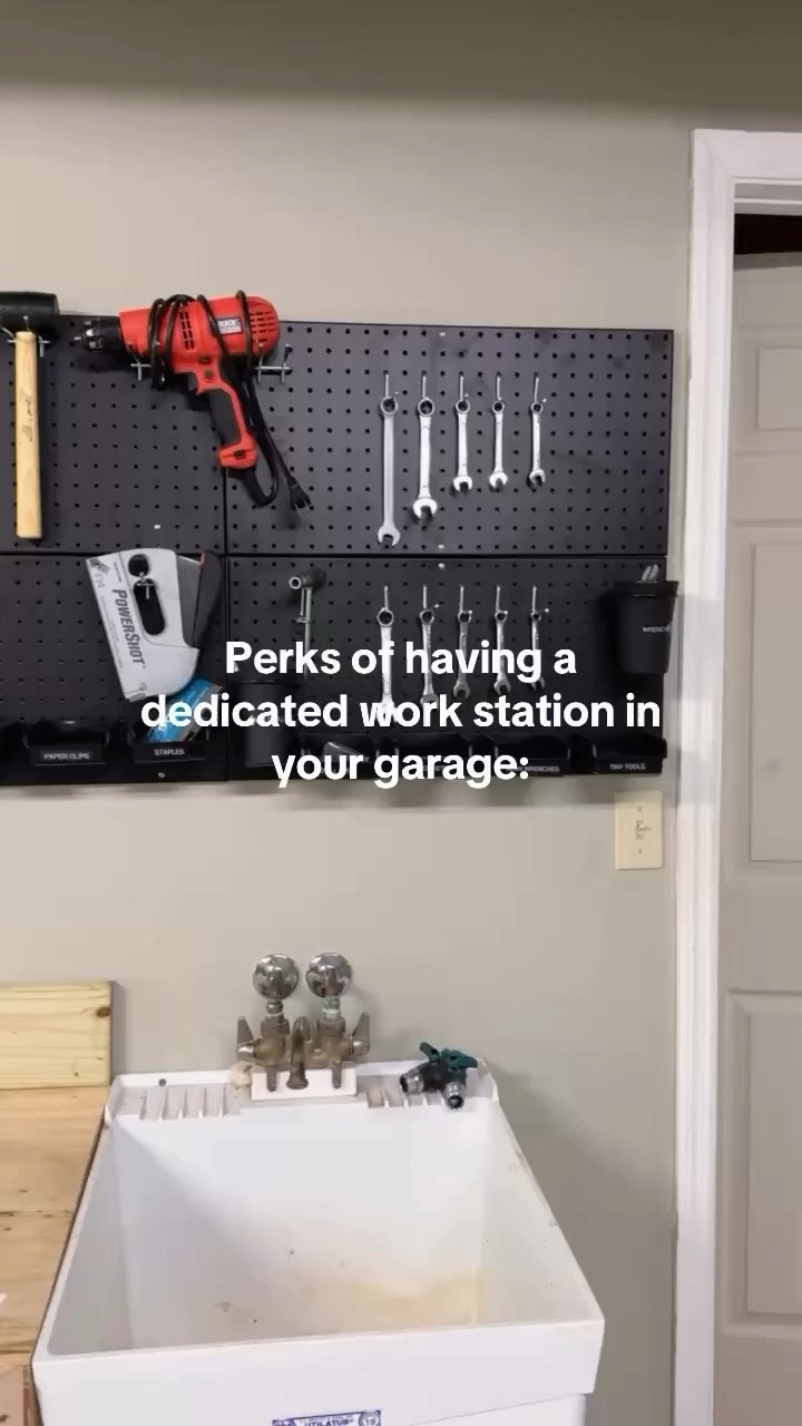 🛠️1. You will never go crazy looking for a tool, becuase you know where they all are 

🛠️2. Your husband wont come in asking where somethign is 

🛠️3. It stops clutter from forming where it doesnt belong

Shop through the link in our bio to see the organizing products we use for this🔗🛒