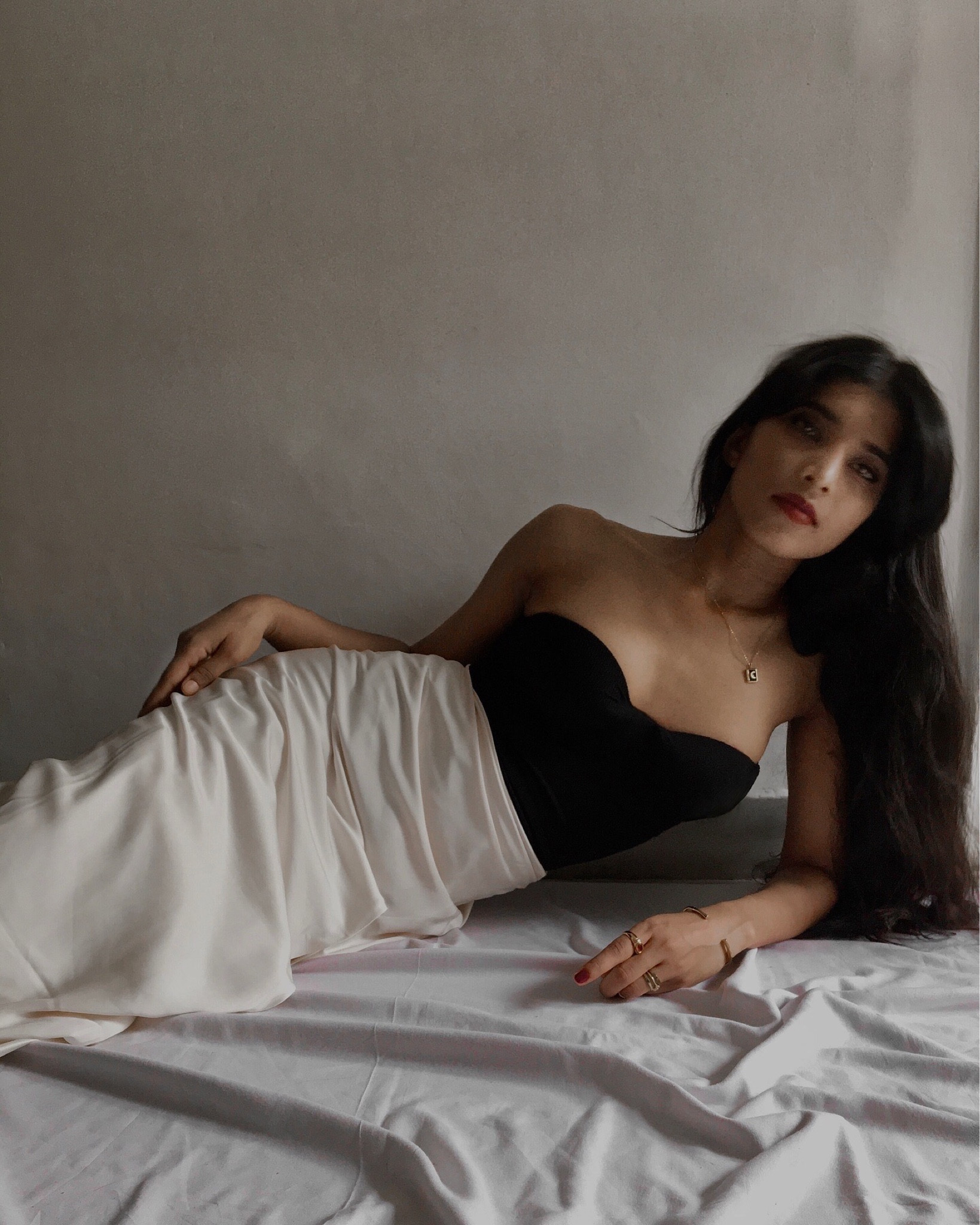 Simplicity 🤍🥀🖤

#LTKstyletip #LTKeurope #LTKSeasonal