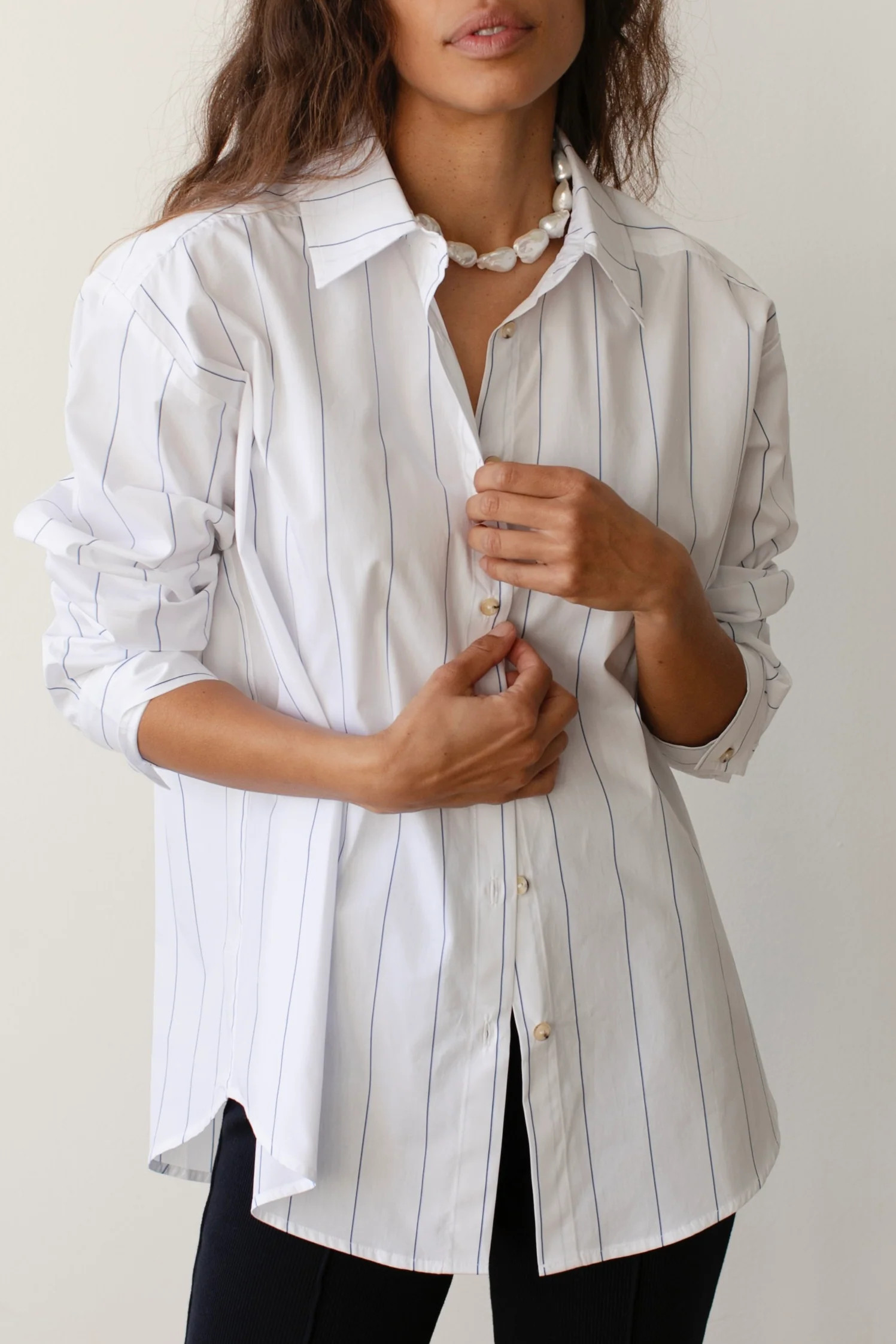 The Pop Button Down | DONNI.