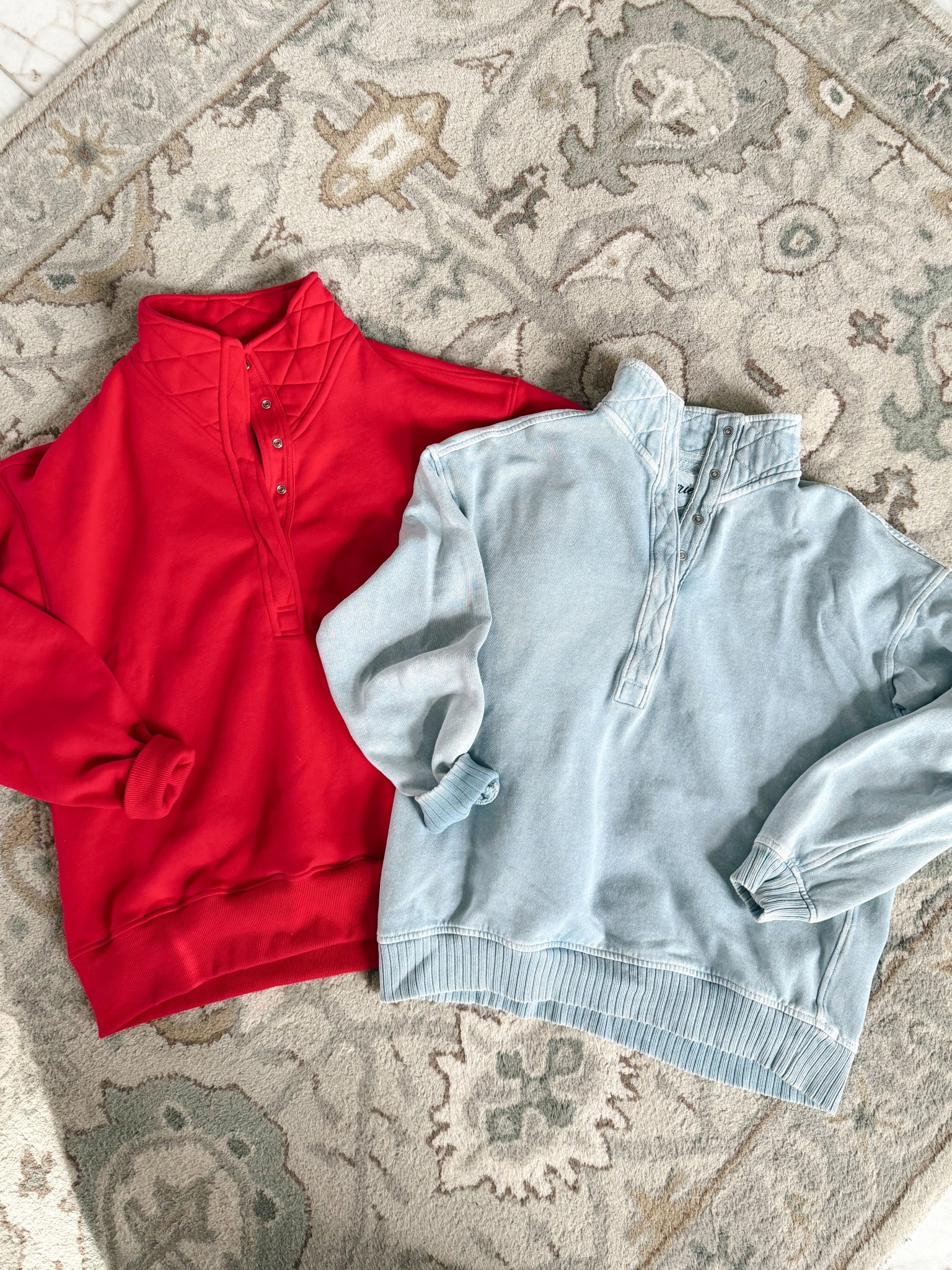 Aerie vs Amazon! Both of these pullovers are amazing! The Aerie pullover is on deal right now and is a little more lightweight than the Amazon version. I got an xs in the aerie and small in Amazon!



#LTKootd #LTKgrwm #LTKmomlife
