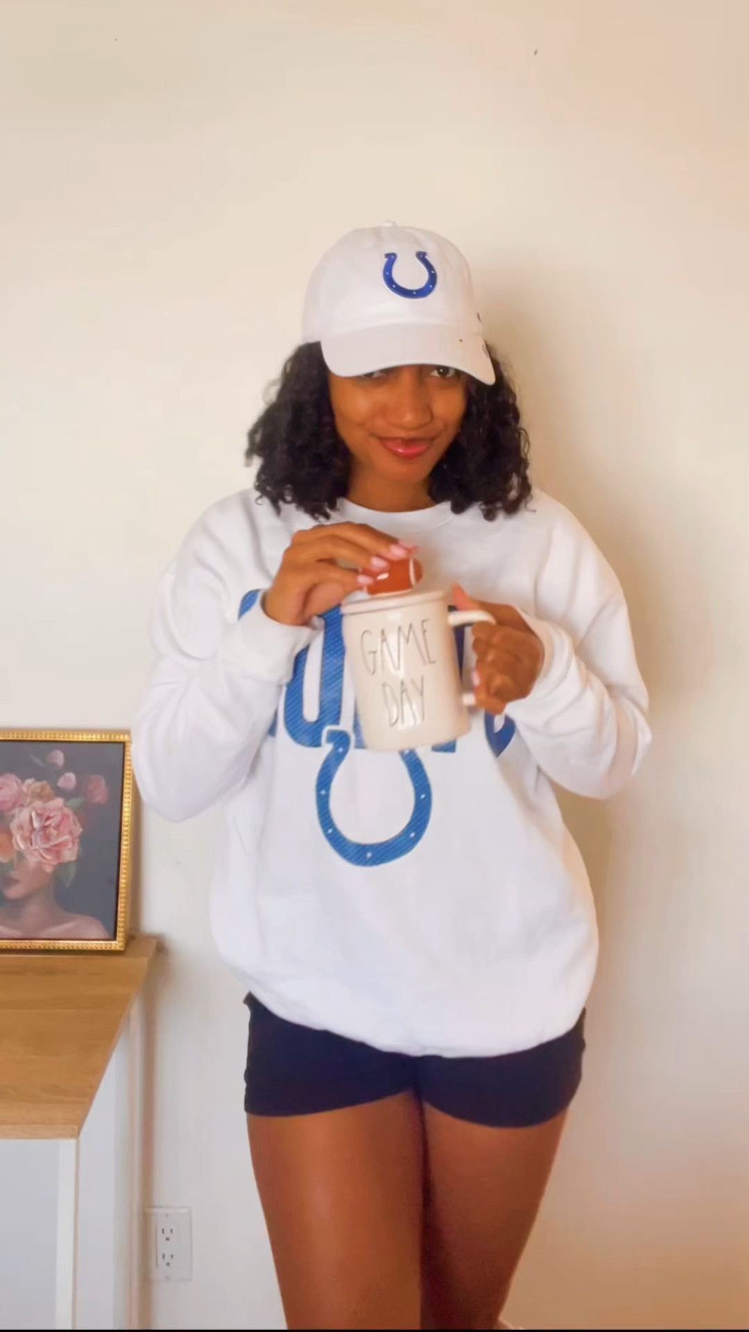 Football Sunday but make it chic💙🤍🏈
#colts #coltsfootball #coltsnation #footballoutfit #nfl 

#LTKStyleTip #LTKCyberWeek #LTKFindsUnder100