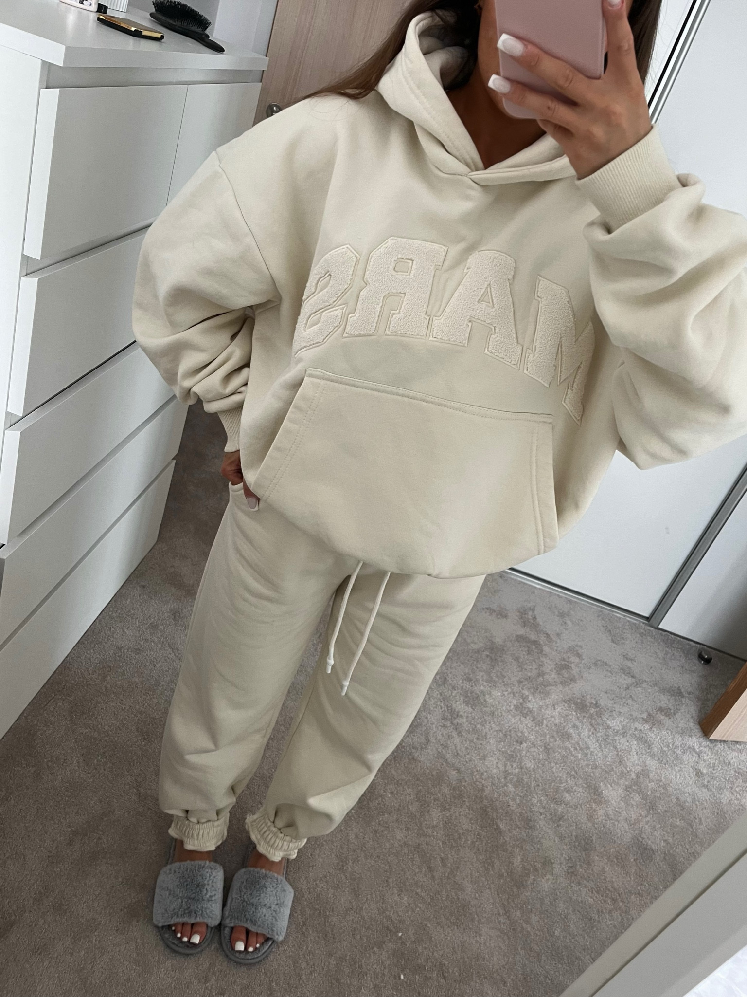 cream mars the label tracksuit ☁️