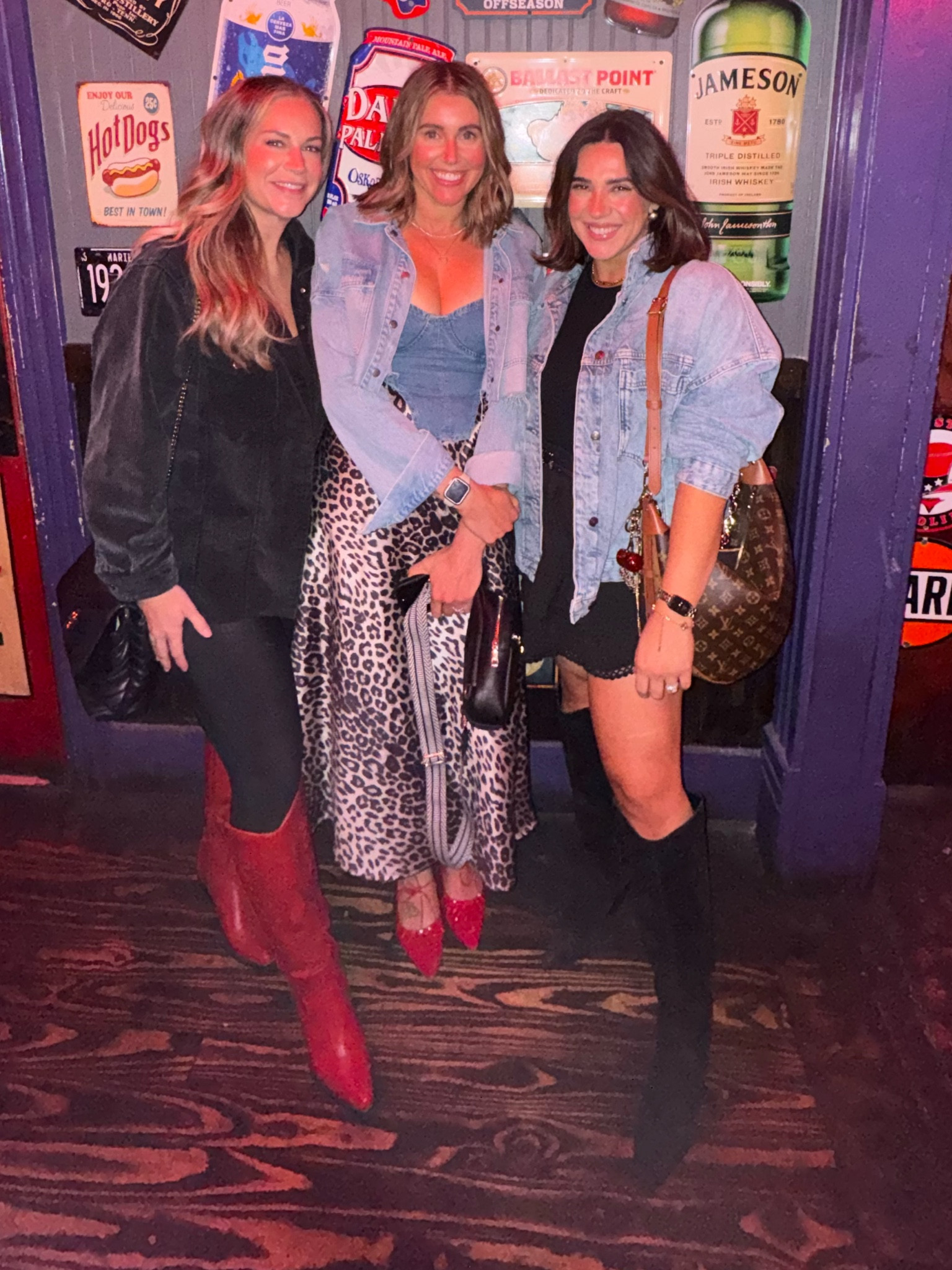 Nashville mom’s night out outfits! Size L in all except the skirt is M. 

#LTKMidsize #LTKHoliday #LTKStyleTip