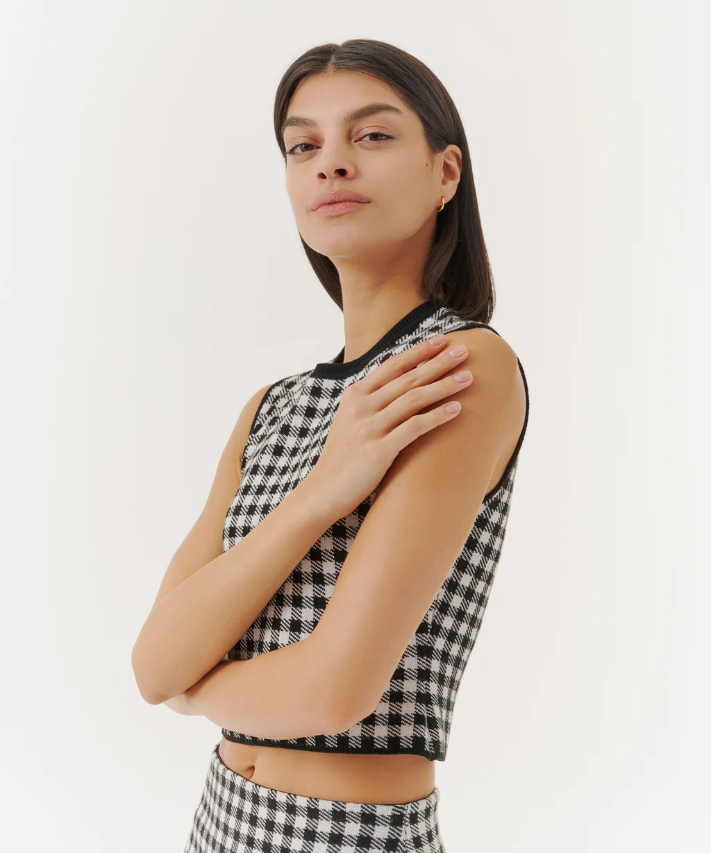 Gingham Jacquard Sleeveless Crew Neck Knit - Black/ White | ATM Collection