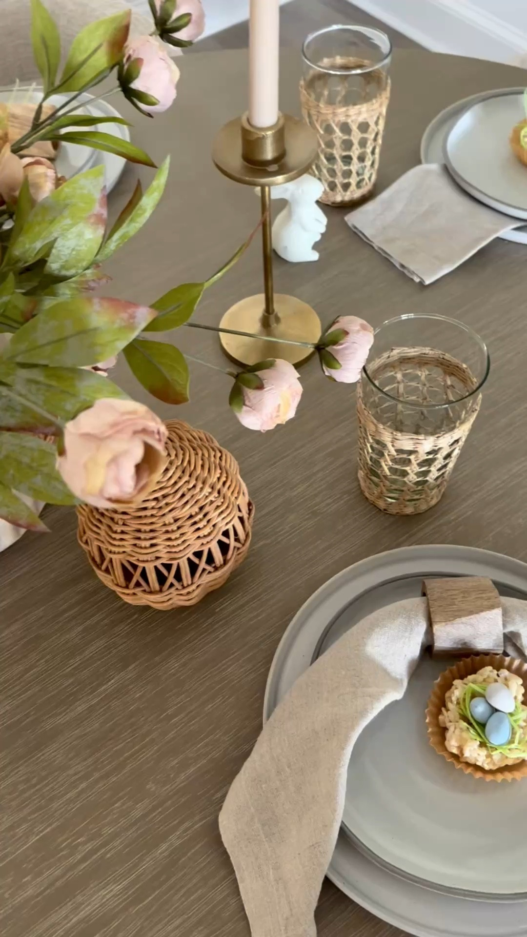 Here was my Easter tablescape! 🤍🐣


#easter #easterbrunch #easterdecor #tabledecor #tablescape #springtablescape #eastertablescape #diningroom #homedecor #springdecor 

#LTKHome #LTKSeasonal