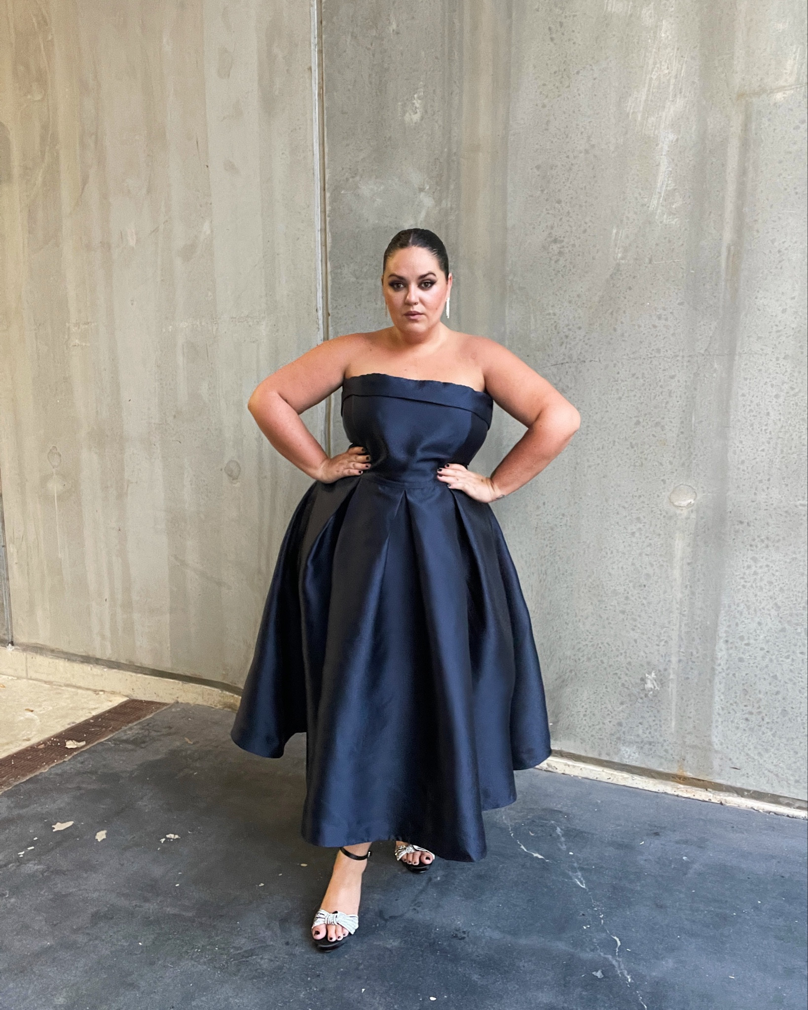 Found the perfect wedding guest dress for a wedding i’ll be attending in November! 😍
AU AND US LINKS ♥️


#LTKwedding #LTKplussize #LTKcurves