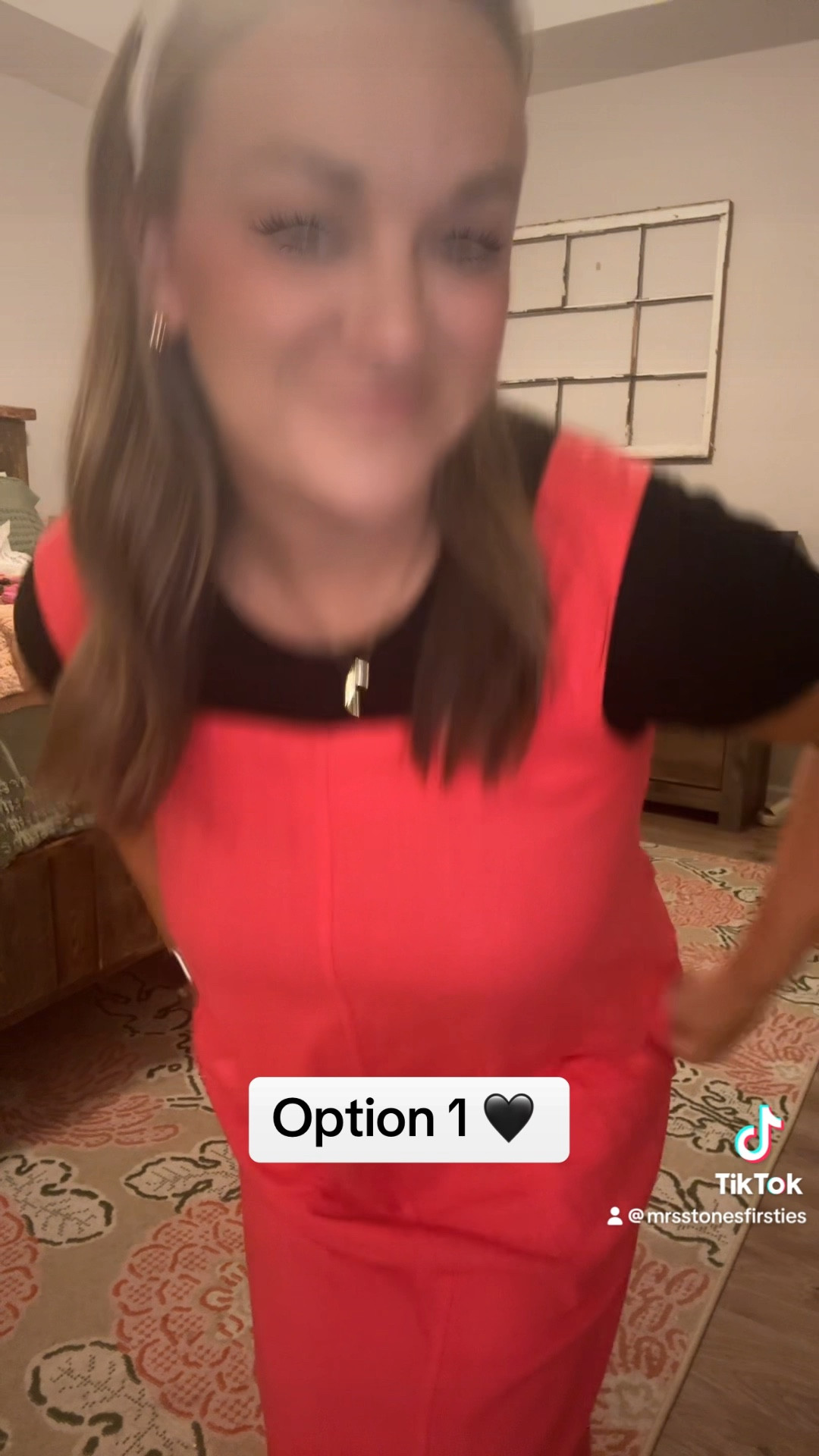 5’4”, 155 lbs, wearing size medium 