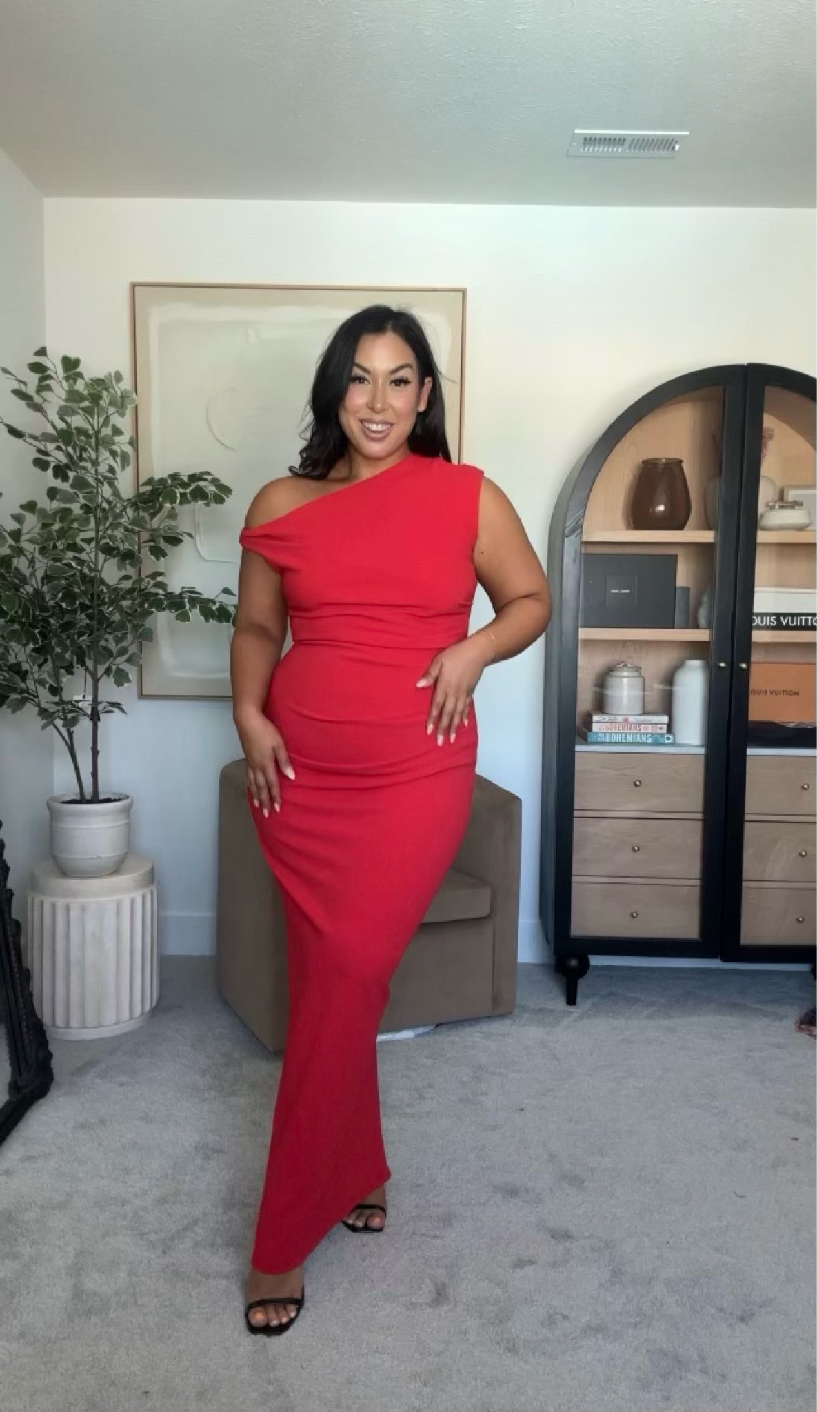 Midsize wedding guest dress from Showpo! Wearing a size 12!
-
-
-
black tie wedding guest dress, maxi dress, midsize curvy style, fall wedding guest dress, dresses with sleeves, size 12, size 14, size large


#LTKWedding #LTKMidsize