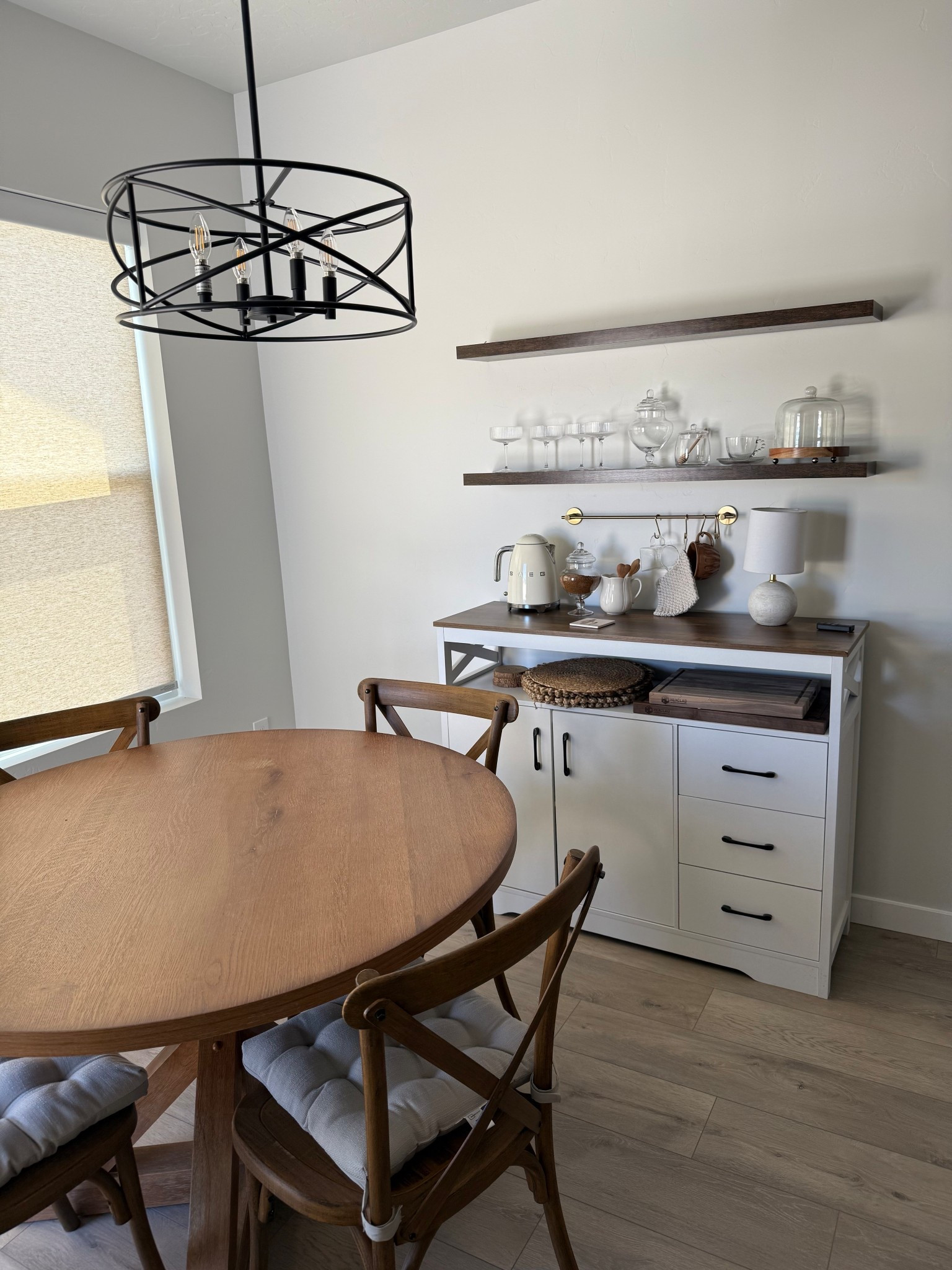 Enlaces de algunos productos de mi Cocina / comedor 

#LTKHome #LTKFamily #LTKSeasonal