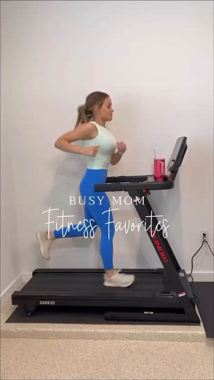 How was your first week of 2025?! 🤩 Really focusing on health this year and honestly couldn't be more excited about it!! 🥰

Fitness, working out, activewear, active, home gym, mom favorites, Amazon, practical 

#LTKHome #LTKActive #LTKFitness