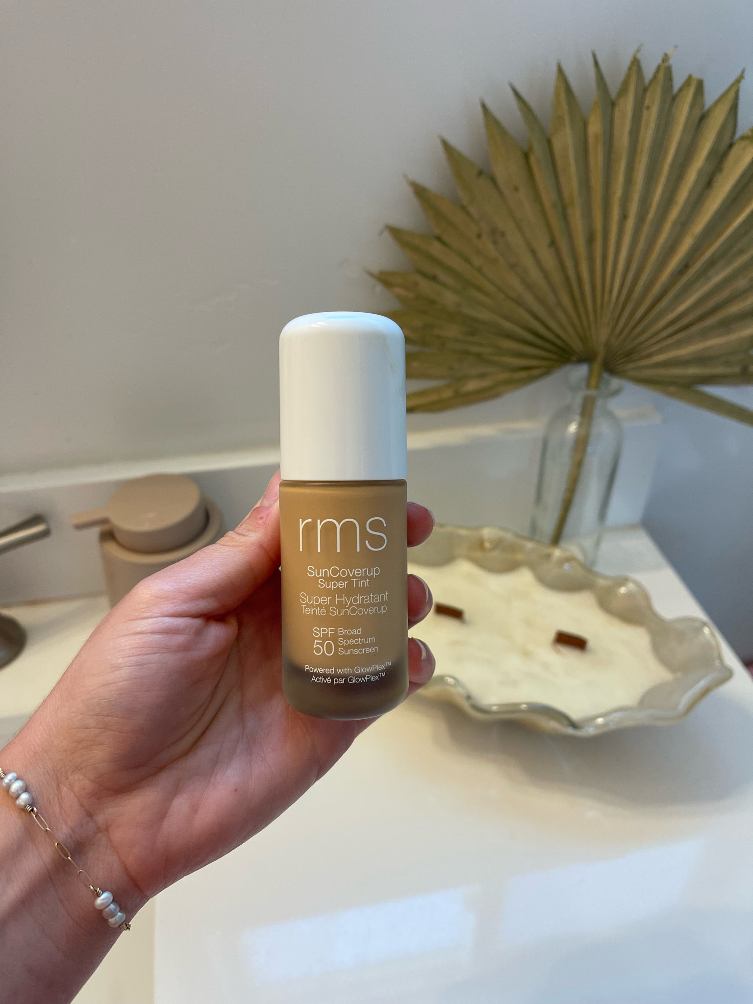 This is the BEST foundation I’ve ever used!! Like second skin, hydrating and glowy but not shiny! I’m in the shade “sand” love that it’s nontoxic and doesn’t break me out! IN LOVE 

#LTKBeauty