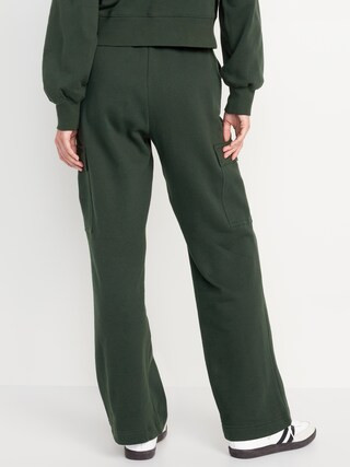 Extra High-Waisted SoComfy Cargo Wide-Leg Sweatpants | Old Navy (US)