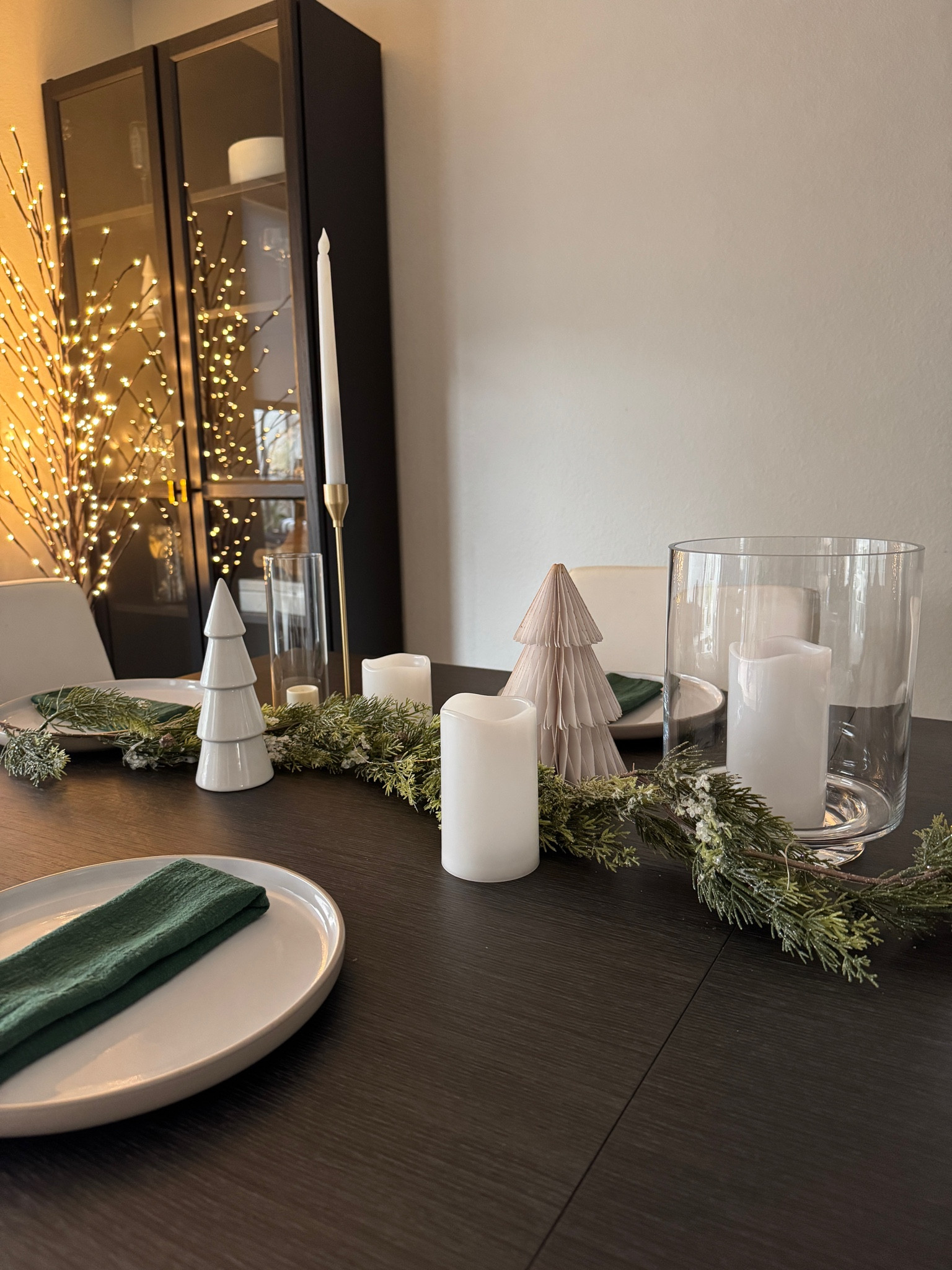 Christmas neutral tablescape inspired by crate and barrel 

#LTKSeasonal #LTKHoliday #LTKHome
