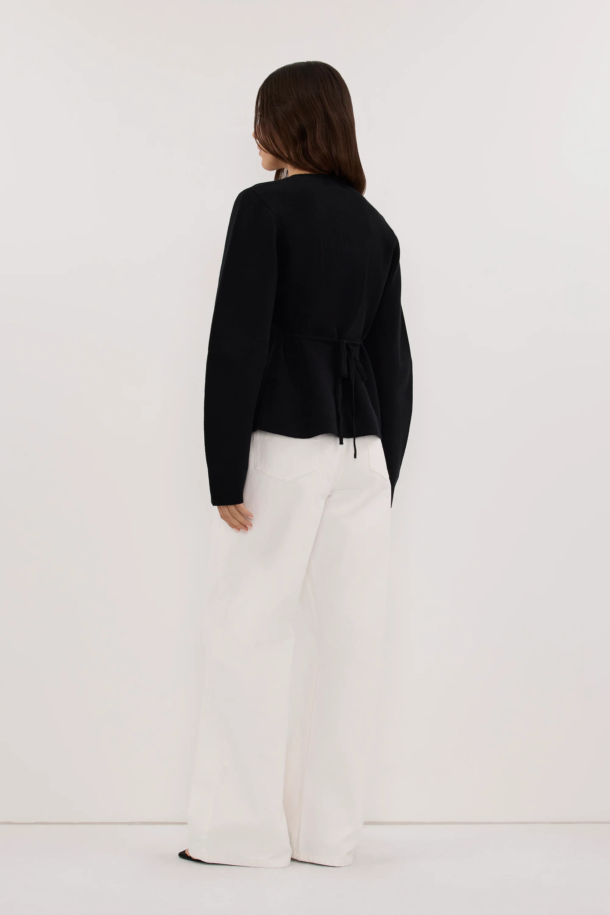 ELIZA BLACK CINCHED CARDIGAN | DISSH