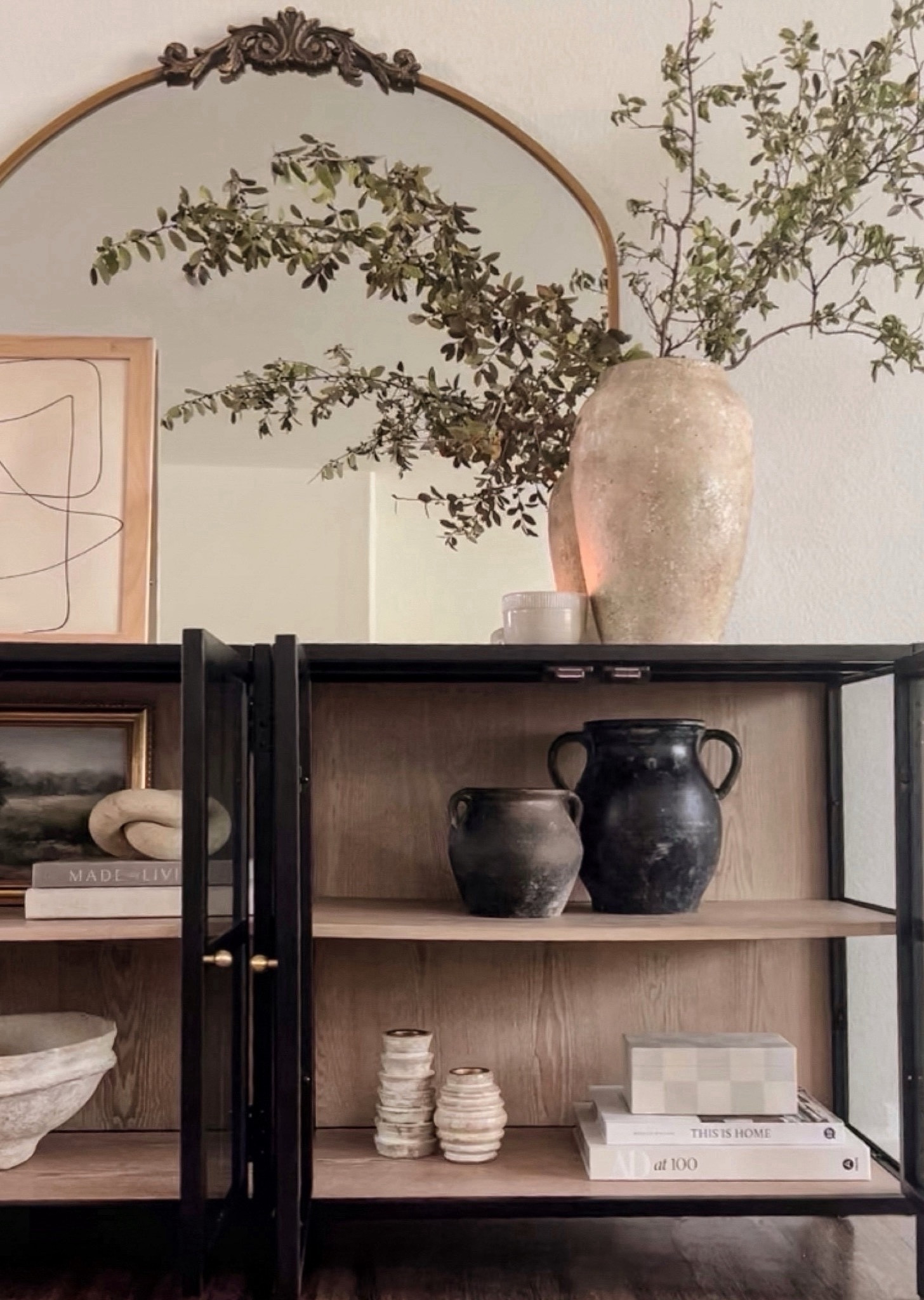 Shelf styling Inspo: Trending look ✨

#LTKHome #LTKStyleTip #LTKFindsUnder100