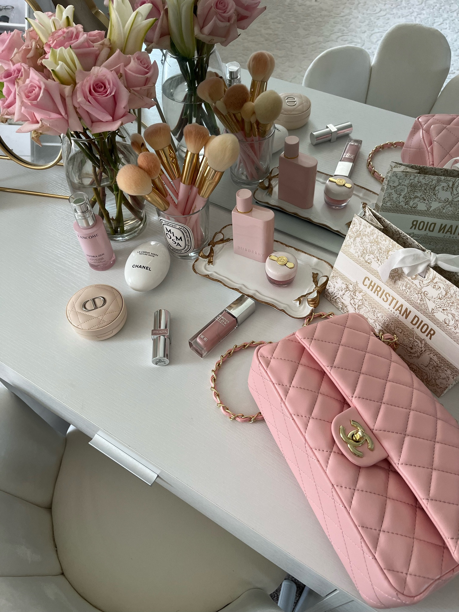 Girly going out vibes 🤍🎀

Weekend, going out, girls night, pink purse, Chanel, soft luxury aesthetic, soft girl era, makeup, beauty, Sephora finds, skincare, perfume, vanity, glam room

#LTKItBag #LTKBeauty #LTKHome