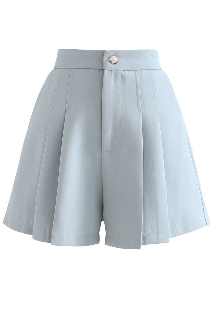 Side Pocket Pleated Shorts in Blue | Chicwish