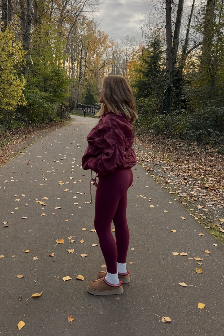 Medium in free people leggings and jacket. Amazon socks would make great stocking stuffer. The platform Tazz uggs are the most comfy and go with everything! Tts for these also. Fave headphones! 

