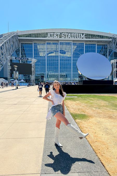 How Bout Them Cowboys? 🤠💙🏈⭐️🏟️✨ Had the BEST time at my first ever NFL! What an atmosphere - even for a preseason game!!! This stadium was absolutely INSANE. Get ready for game day with these super cute pieces! Headband, shirt, and earrings combined all under $50 🫶🏼

#LTKunder100 #LTKSeasonal #LTKunder50